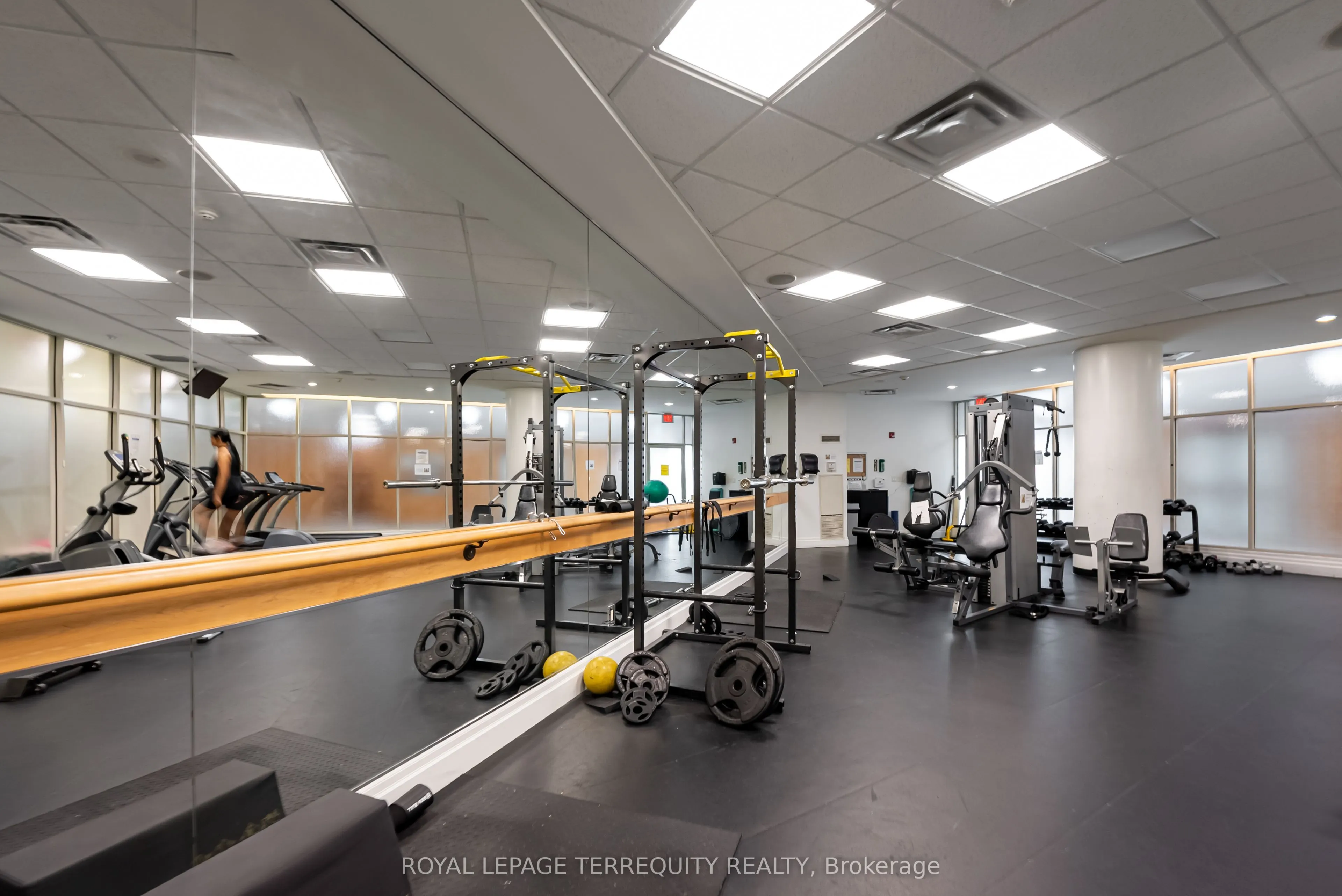 15 Windermere Avenue, #1210