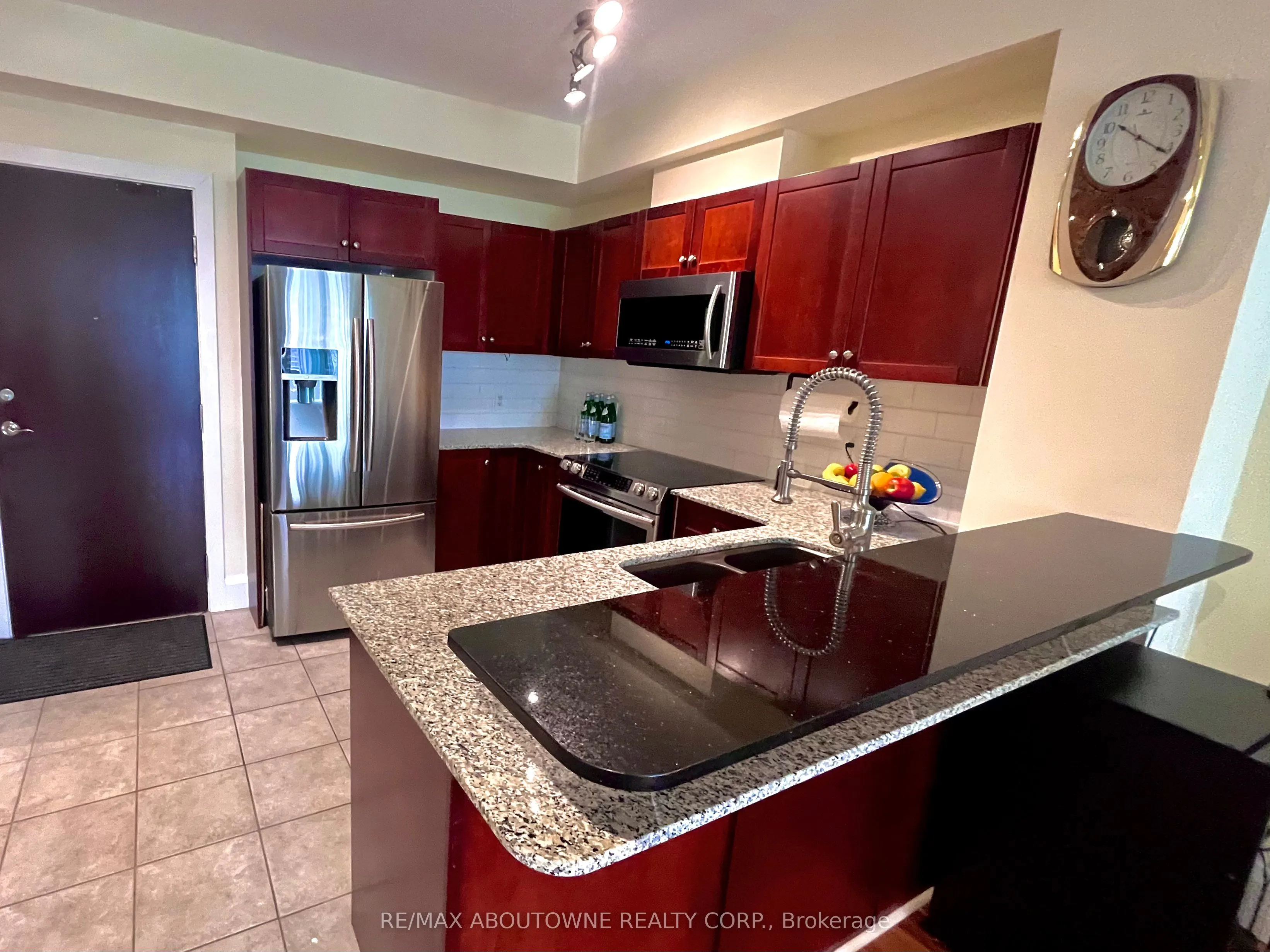 1359 Rathburn Road E, #1207