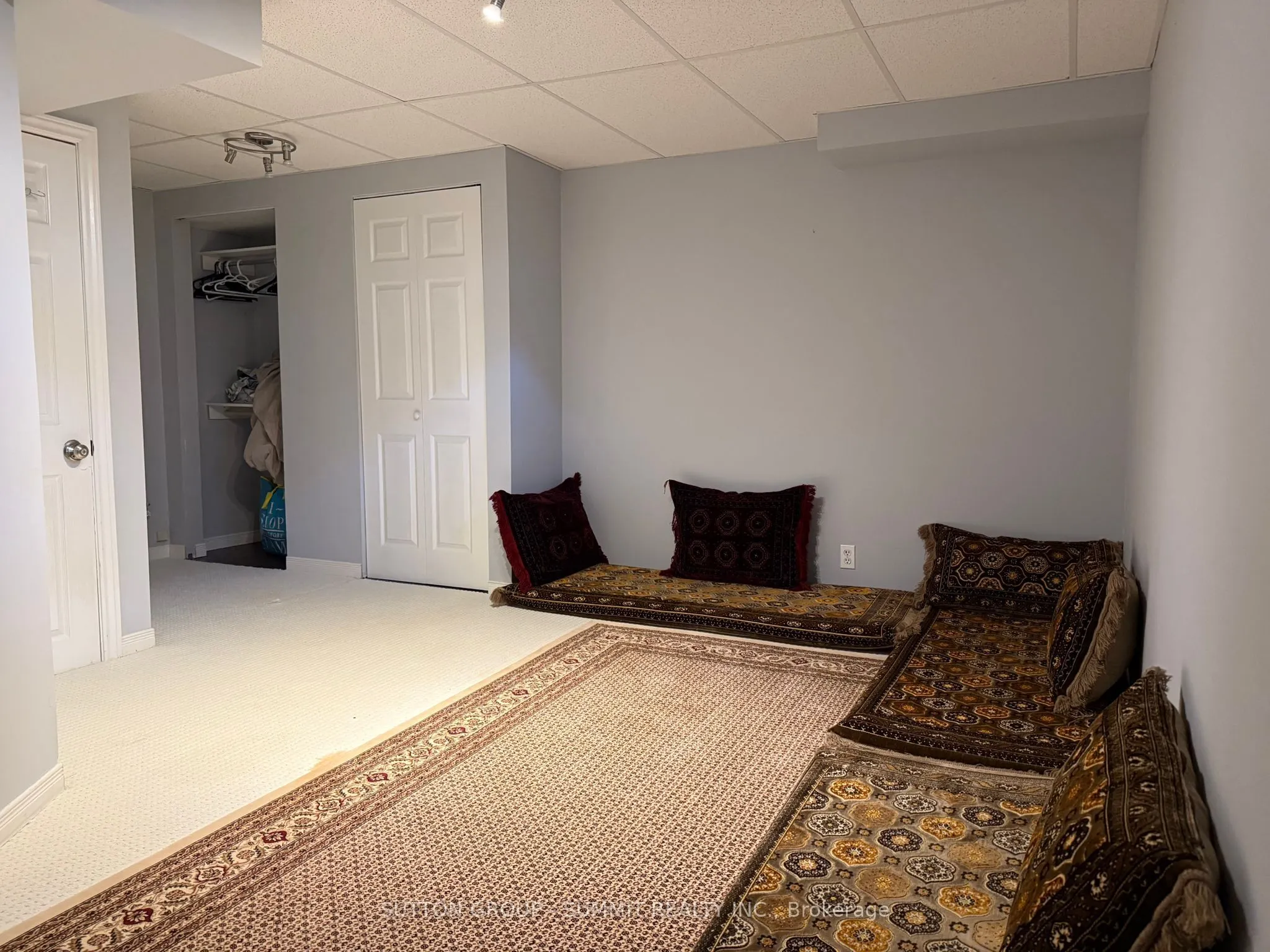 226 Glenashton Drive