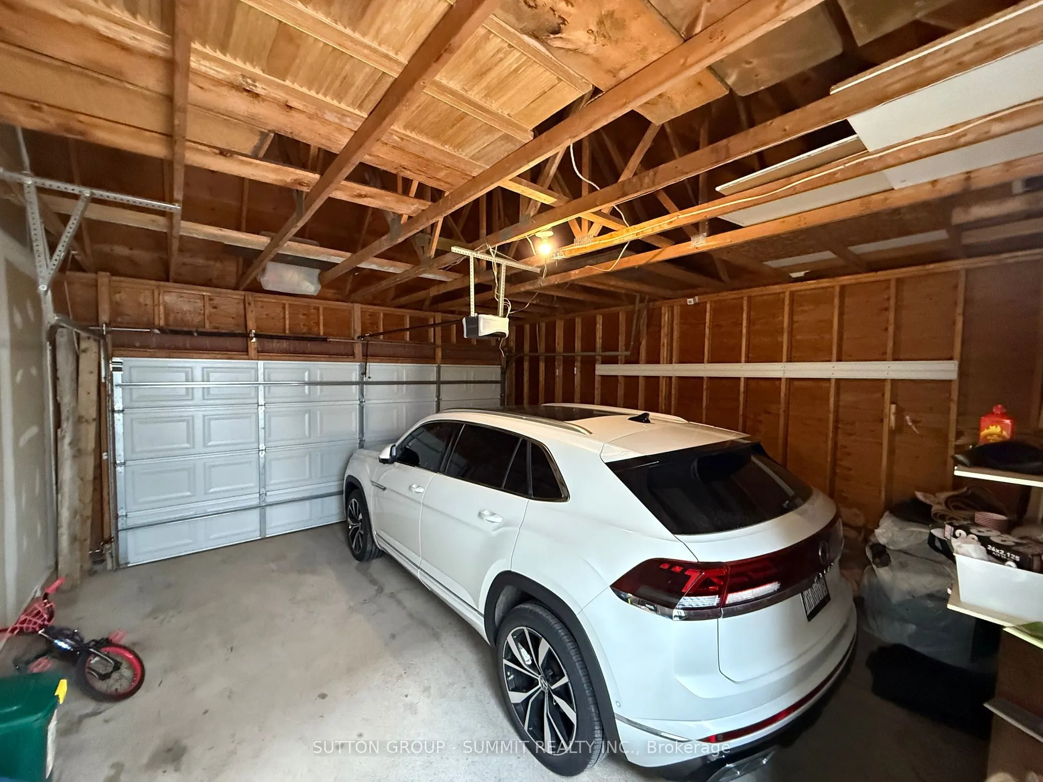 226 Glenashton Drive