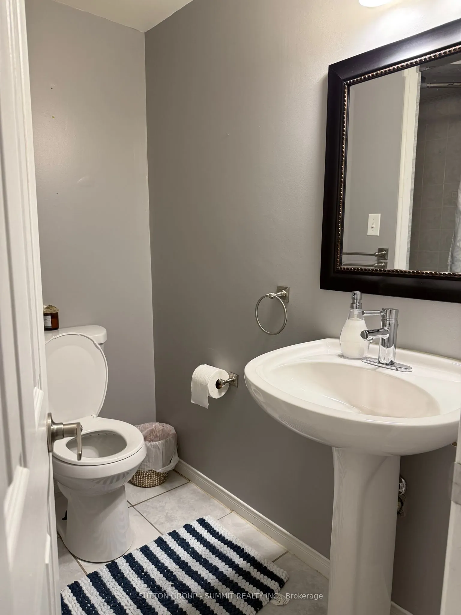 226 Glenashton Drive