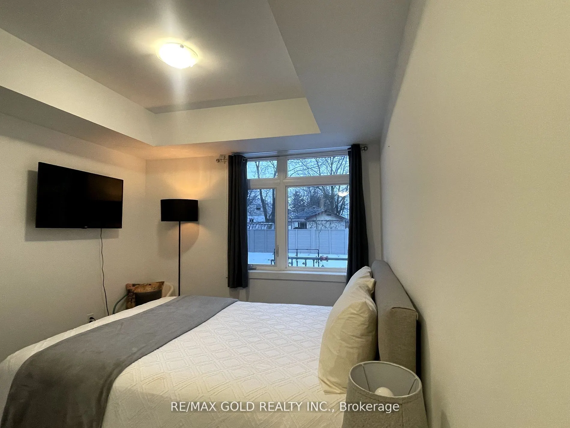 1115 Douglas McCurdy Comm Drive E, #102