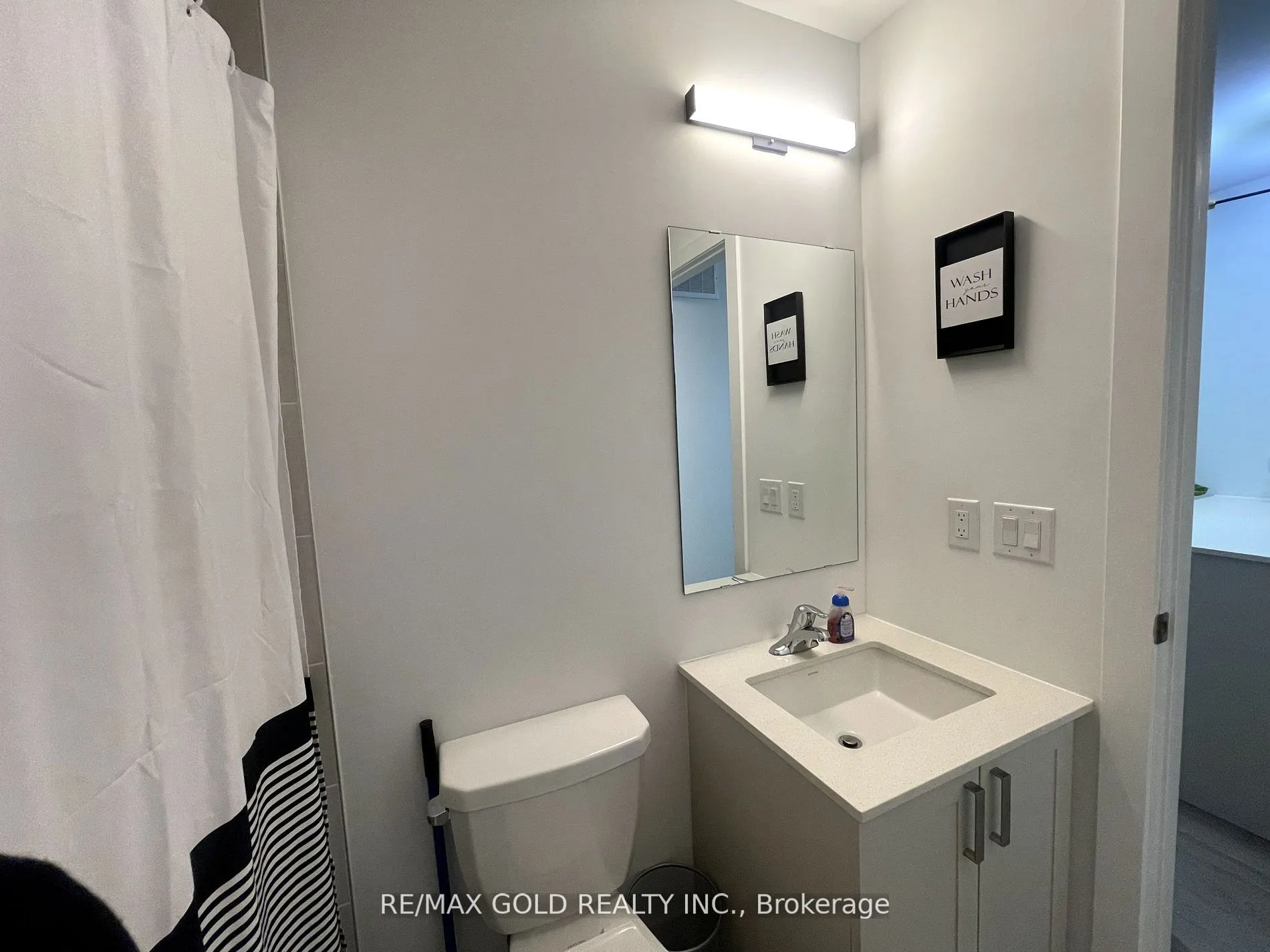 1115 Douglas McCurdy Comm Drive E, #102