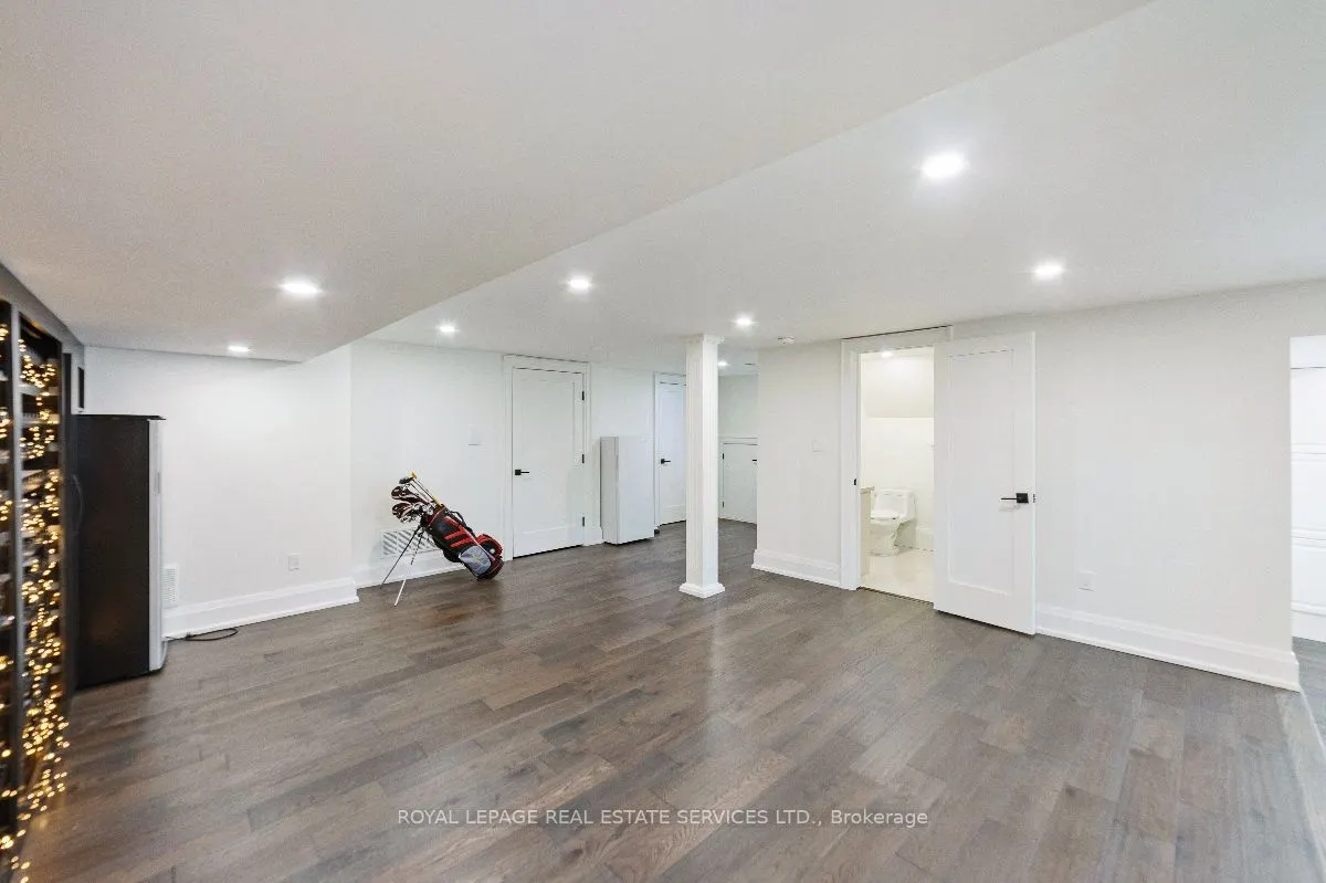 375 Arden Crescent