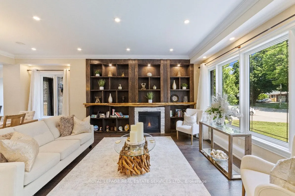 375 Arden Crescent