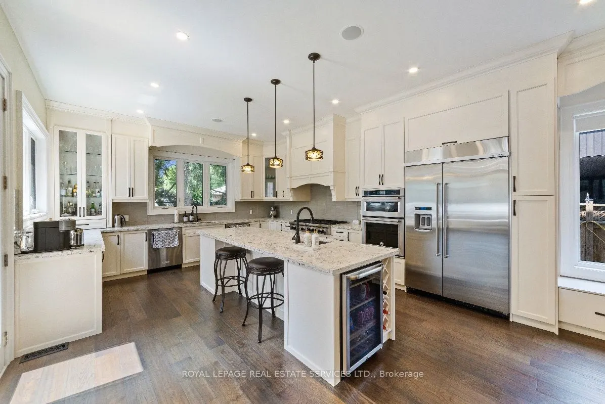 375 Arden Crescent
