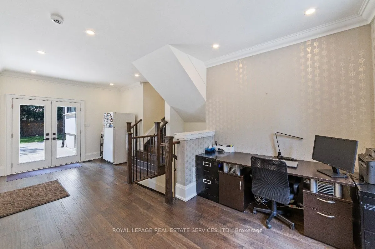 375 Arden Crescent