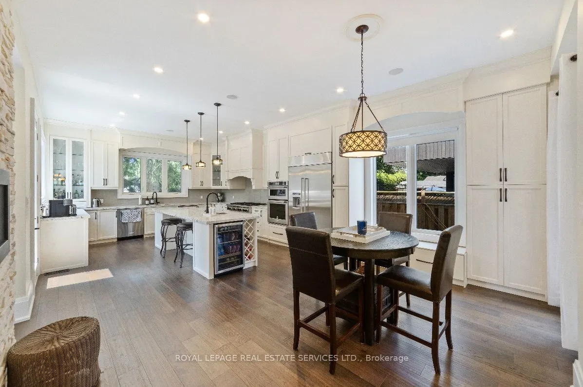 375 Arden Crescent