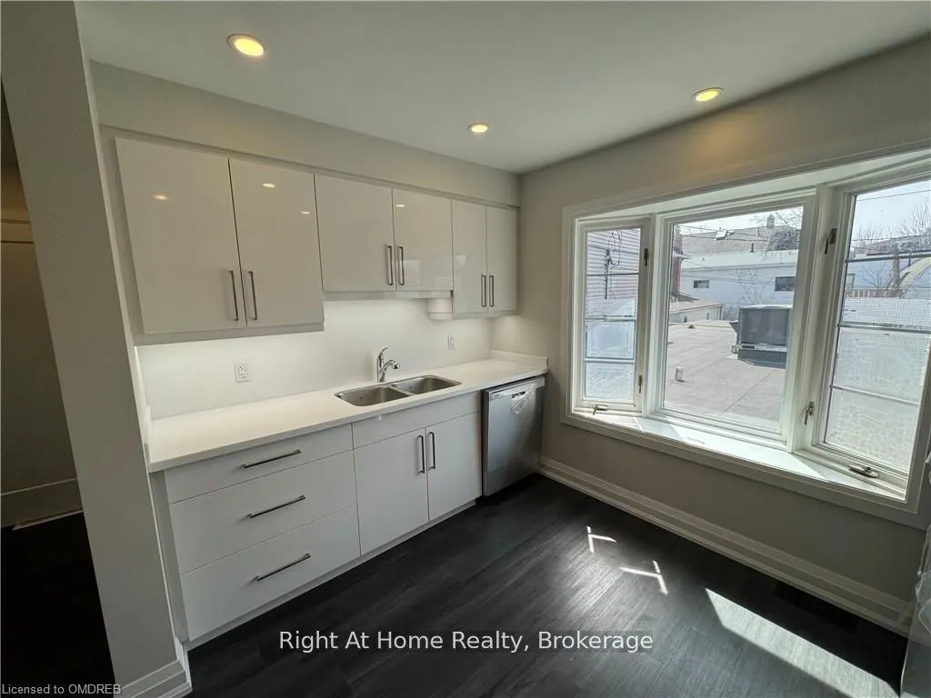 44 MAIN Street S #Call LBO