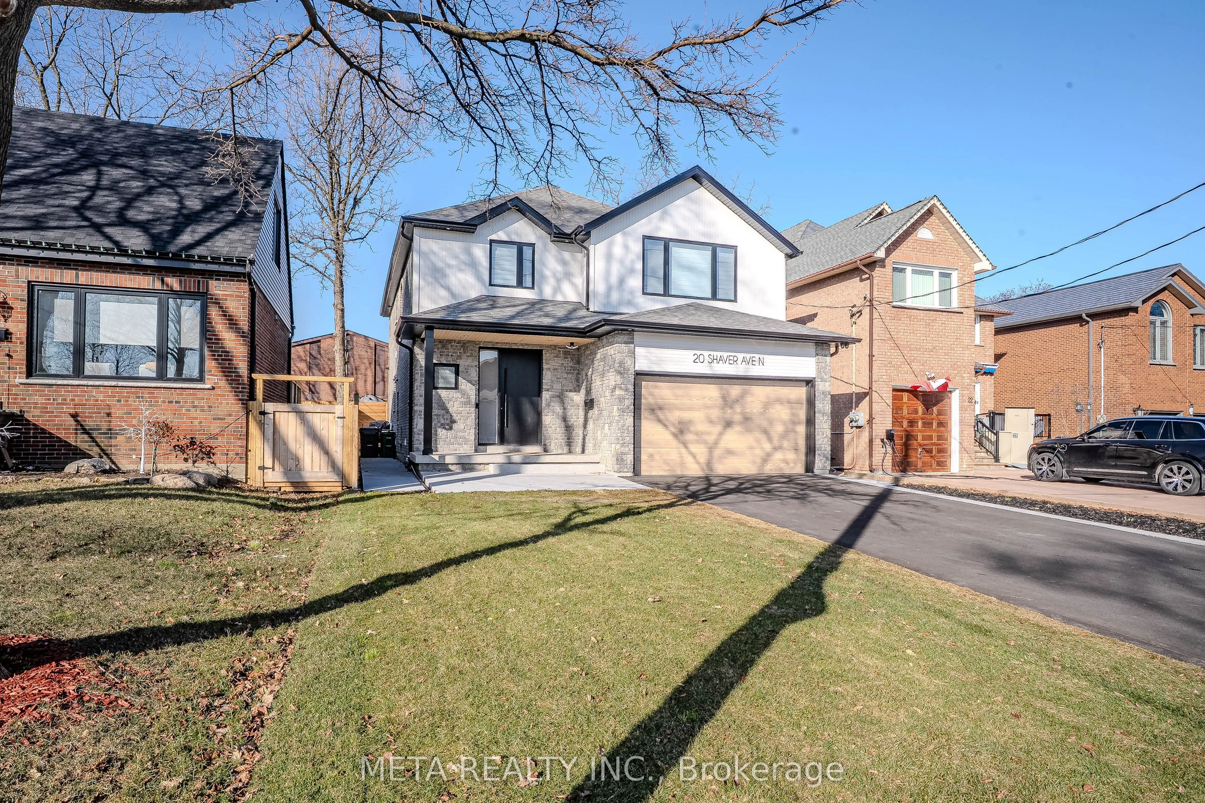 20 Shaver Avenue N
