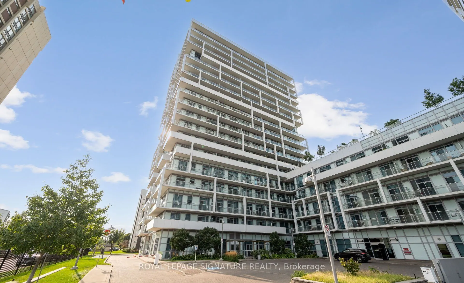 55 Speers Road, #105