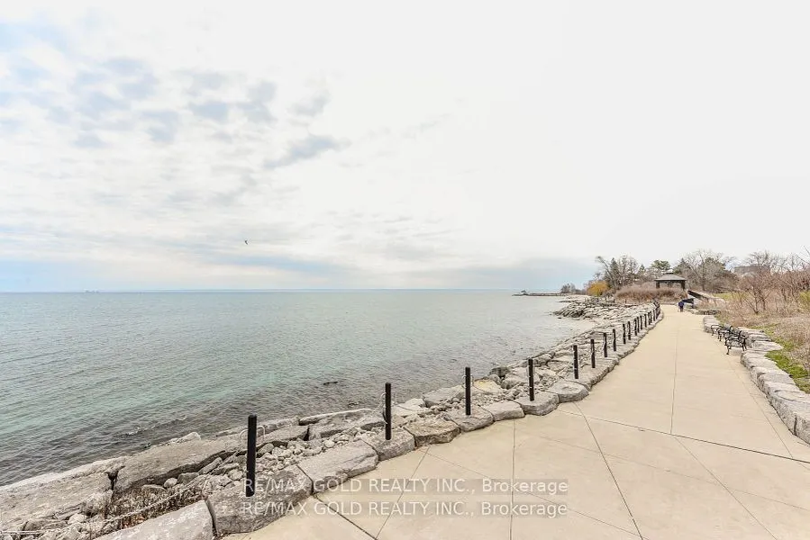 100 Burloak Drive, #2411
