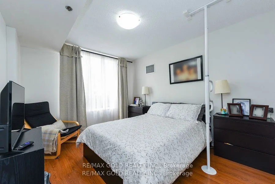 100 Burloak Drive, #2411