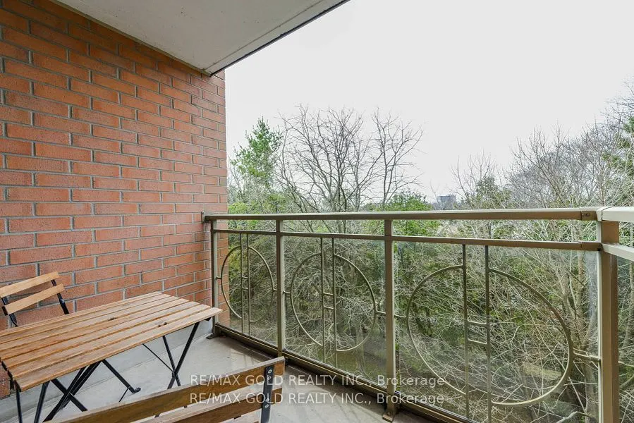 100 Burloak Drive, #2411