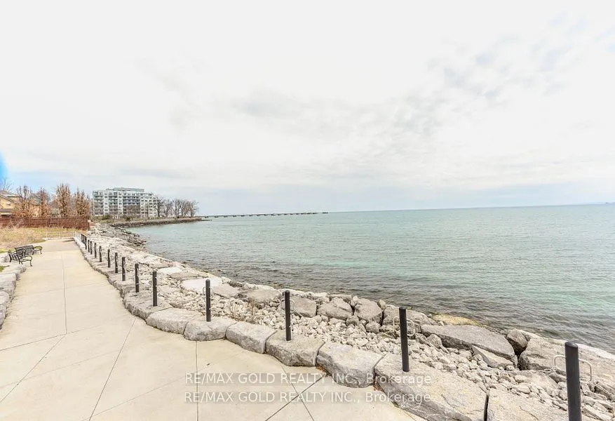 100 Burloak Drive, #2411