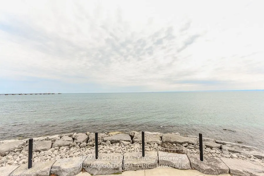 100 Burloak Drive, #2411