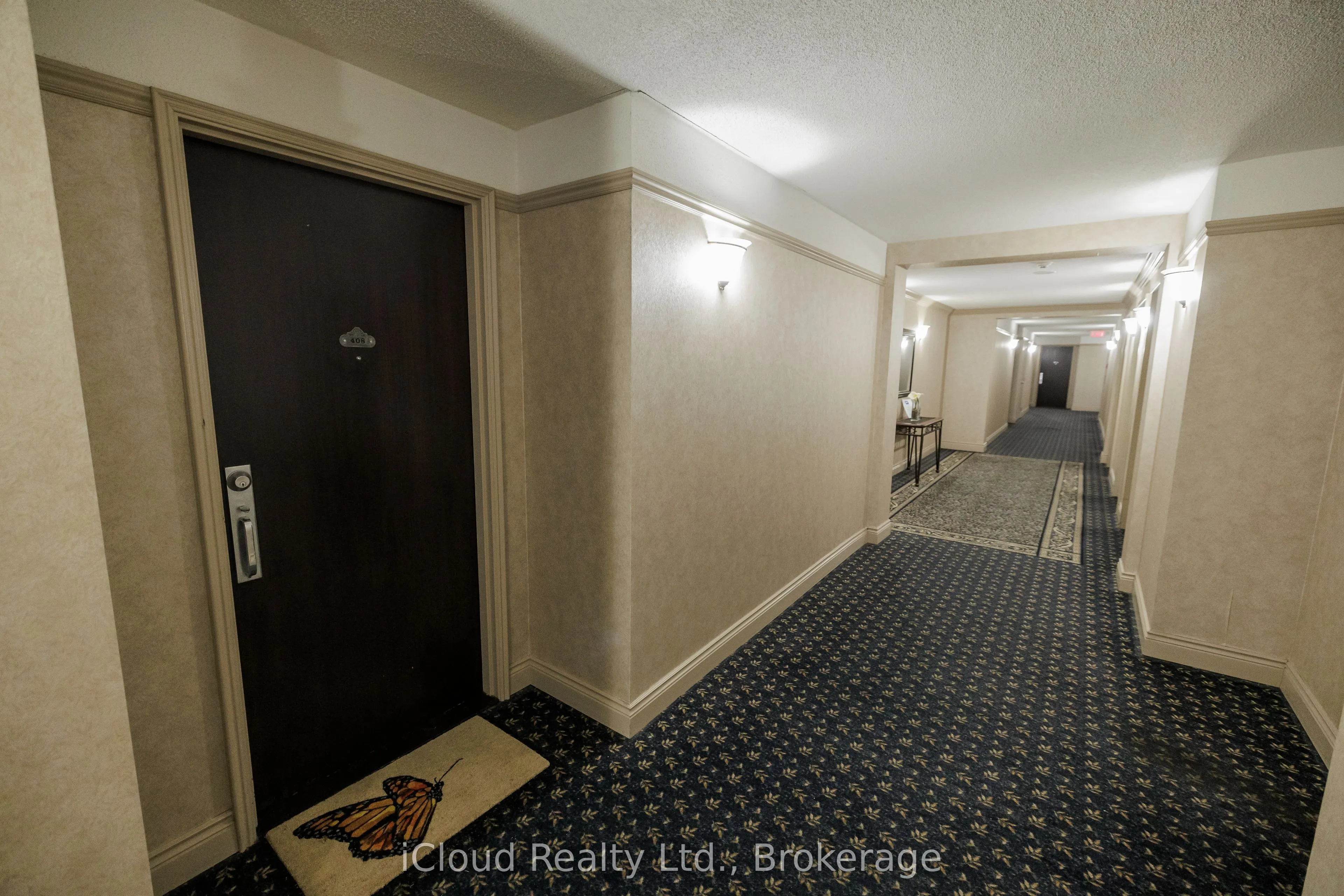 50 Eglinton Avenue W, #408