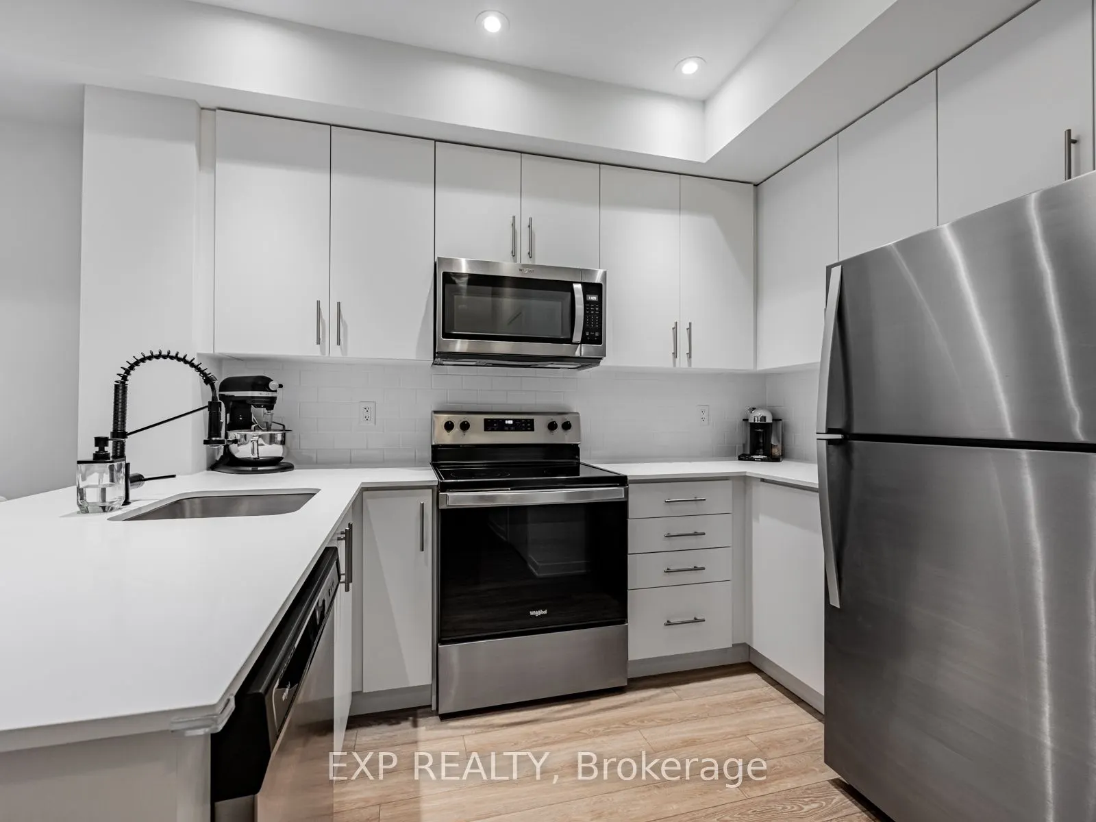 3409 Ridgeway Drive, #18