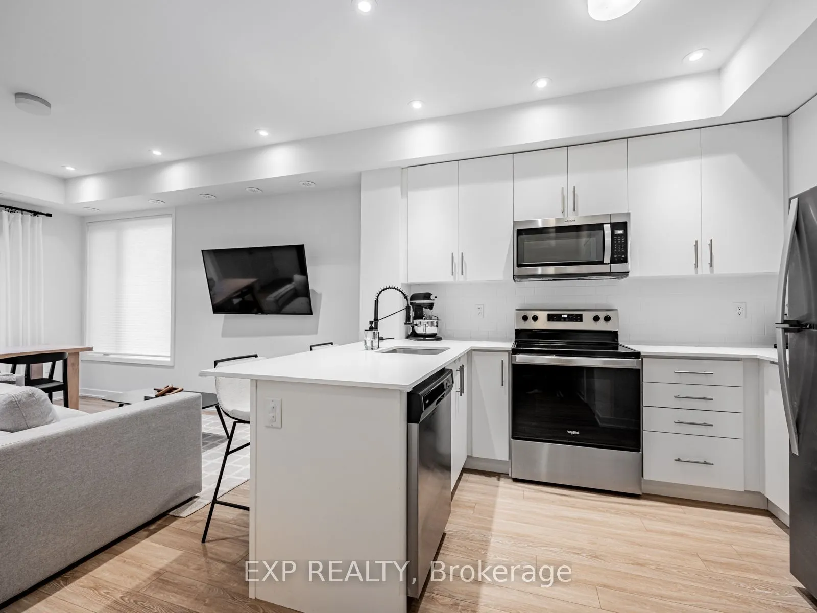3409 Ridgeway Drive, #18