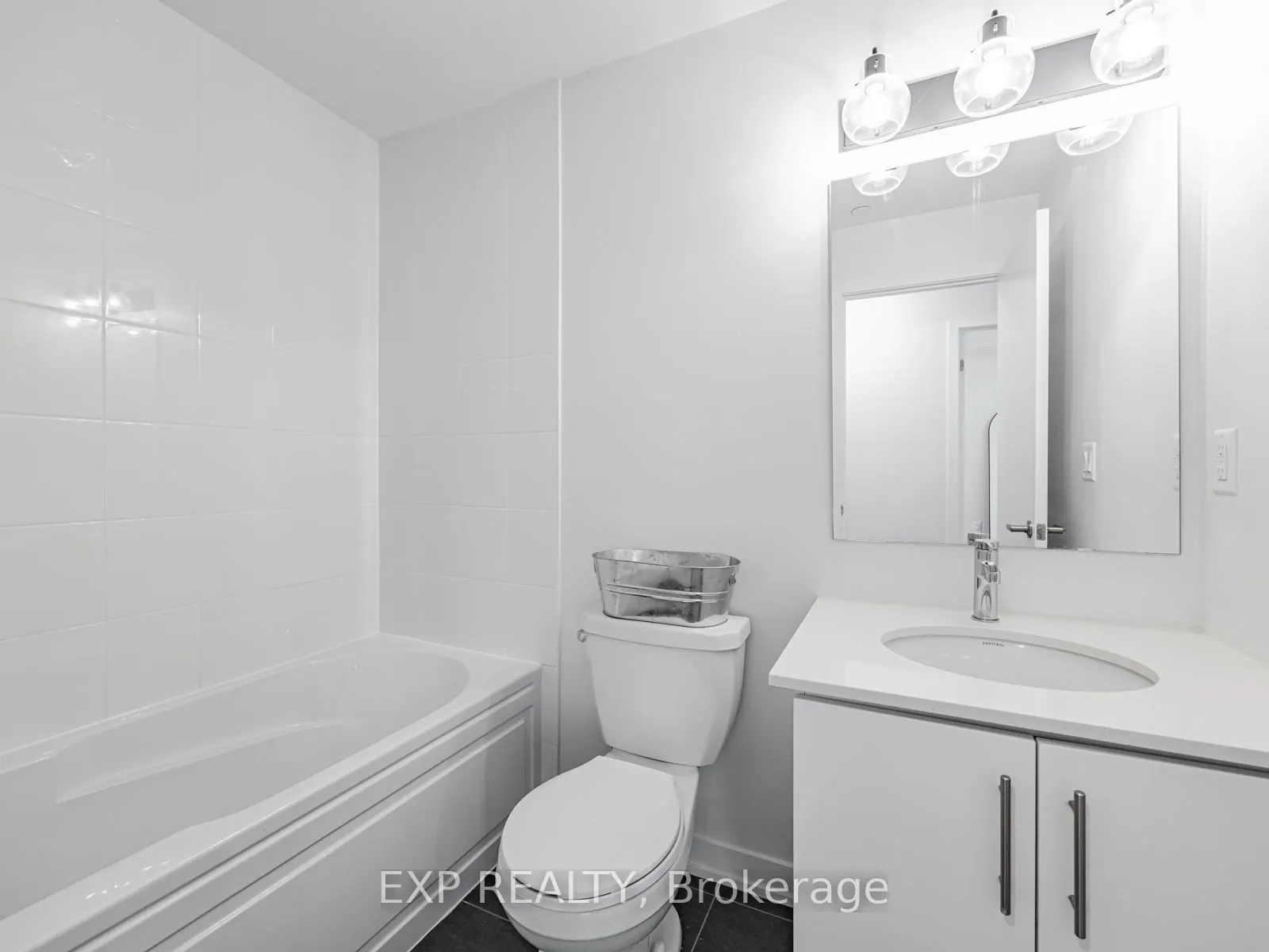 3409 Ridgeway Drive, #18
