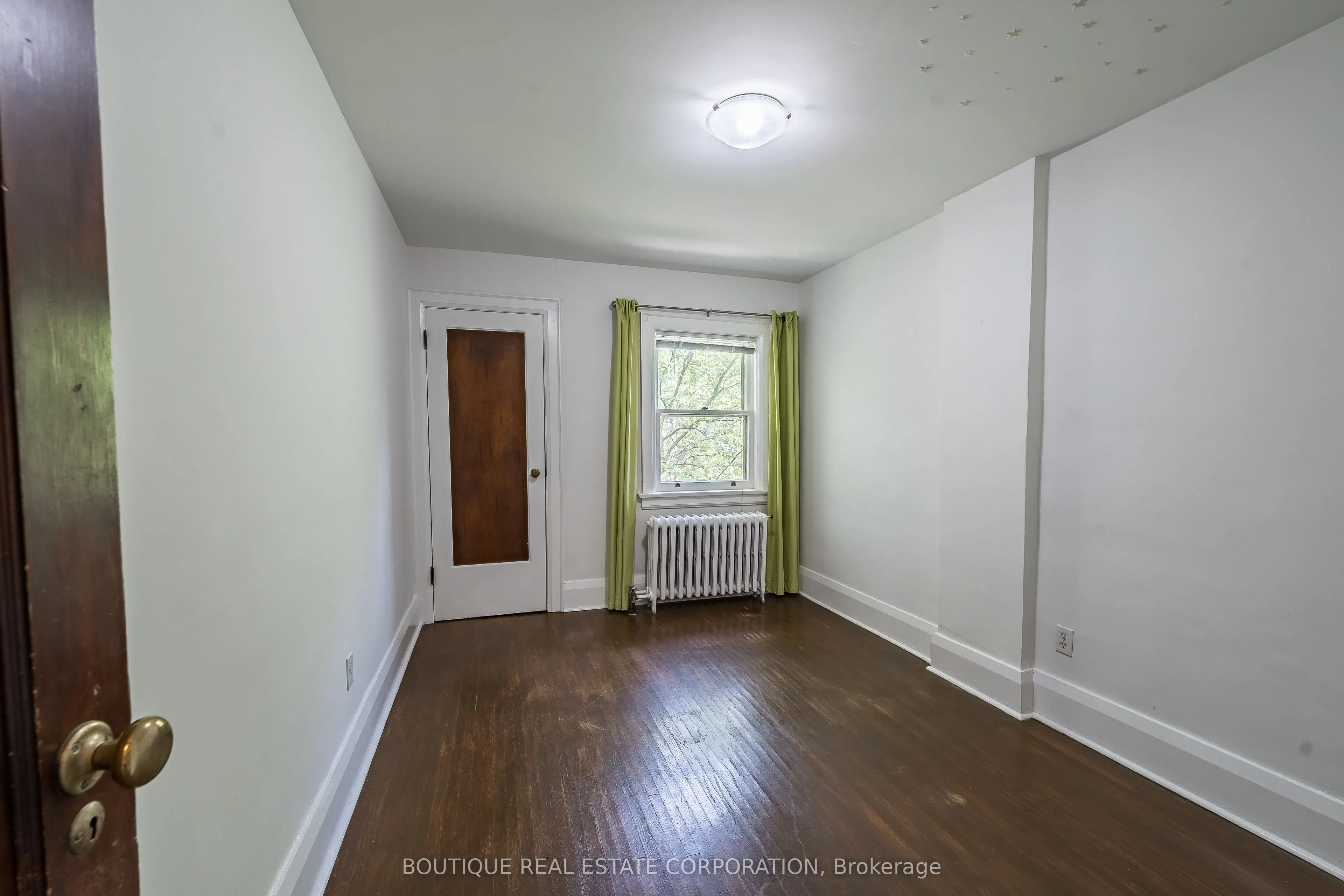 373 Ellis Park Road