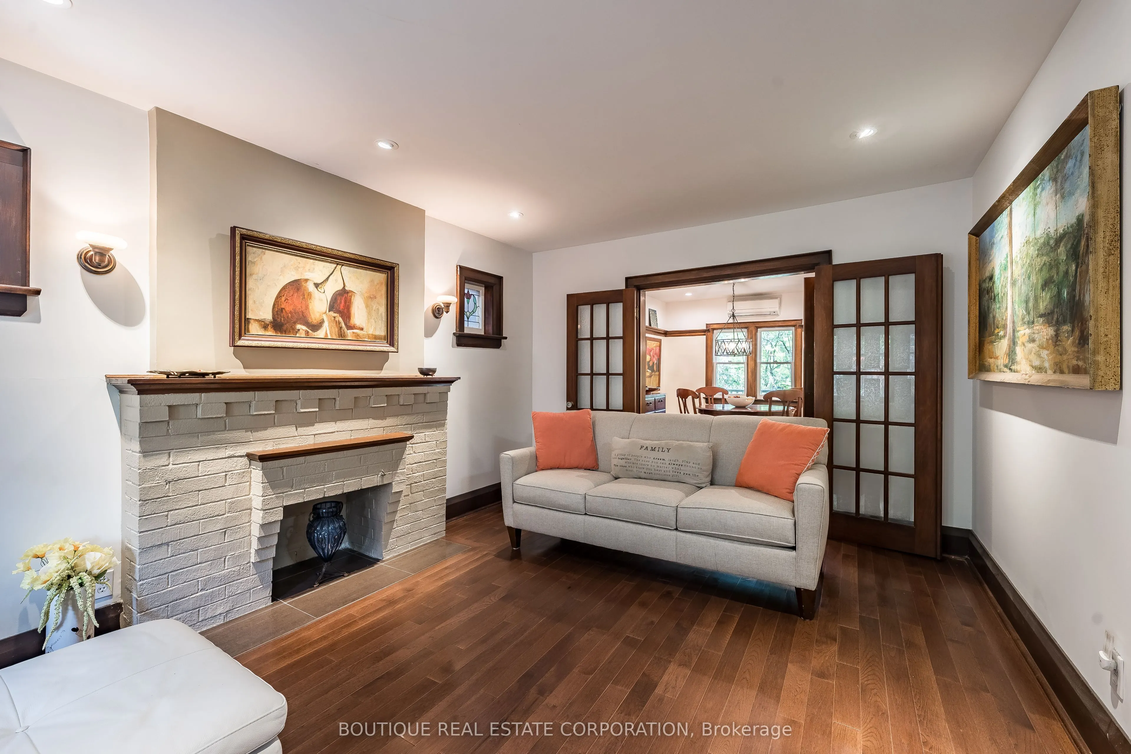 373 Ellis Park Road
