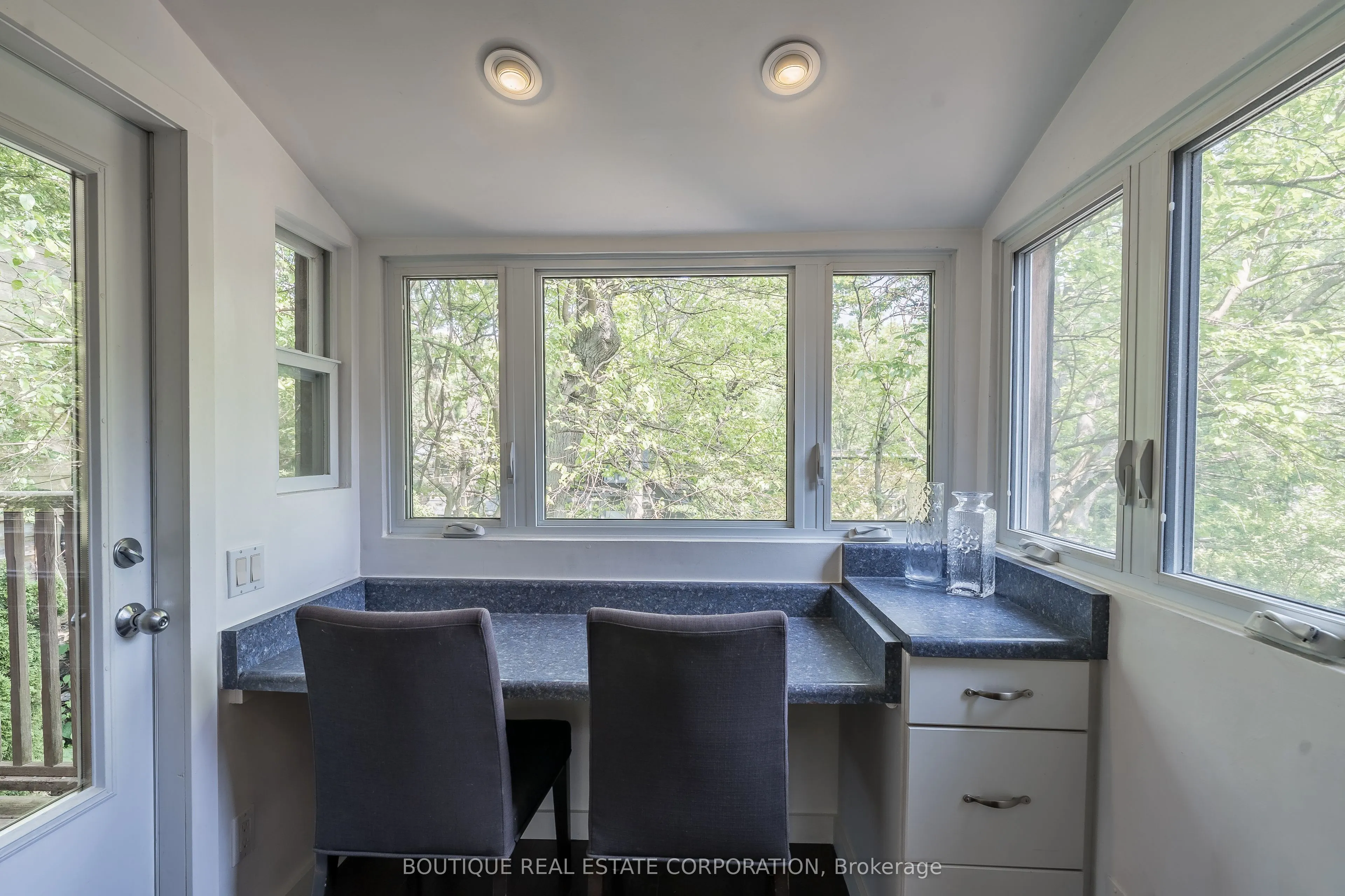 373 Ellis Park Road