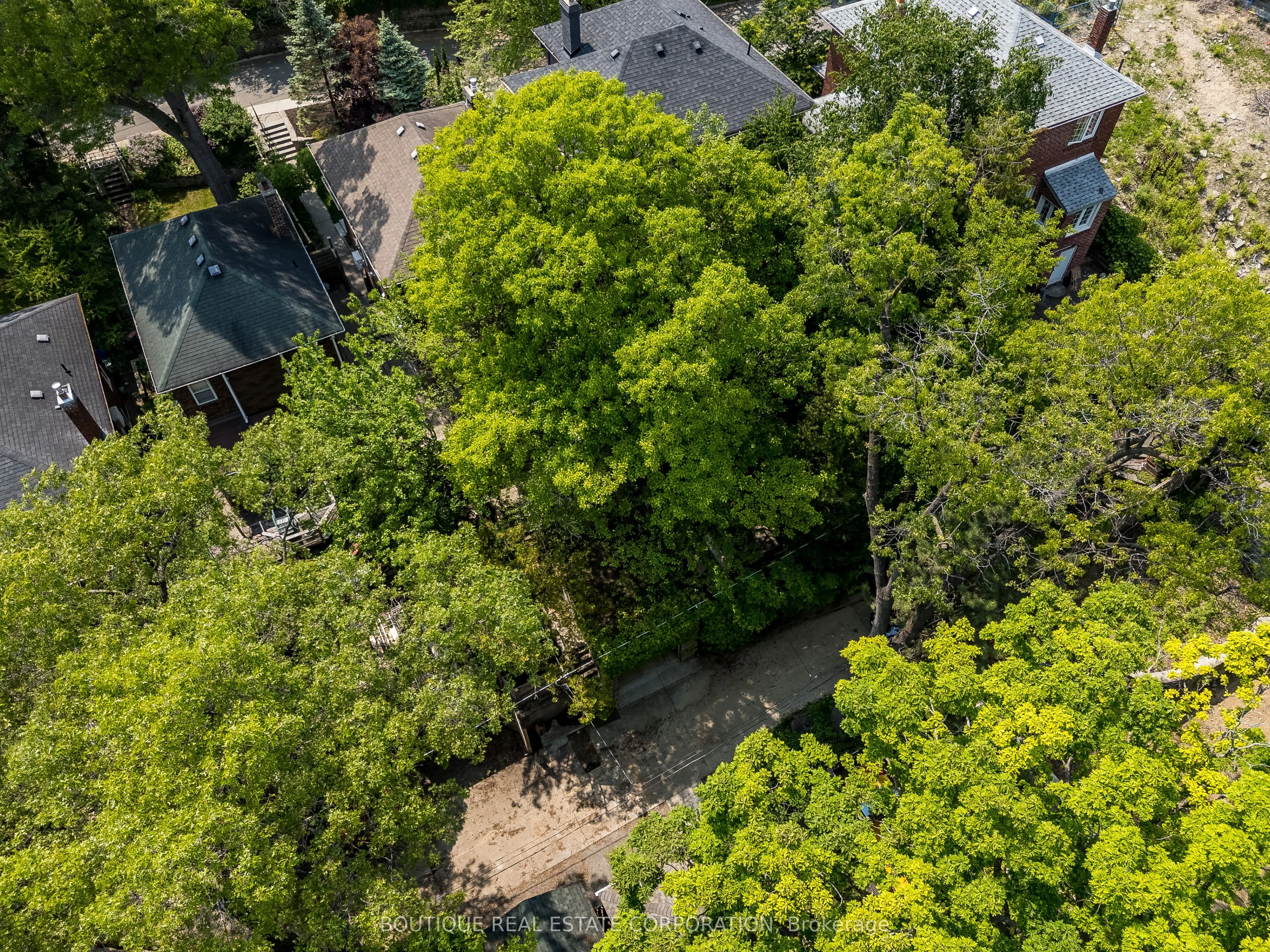 373 Ellis Park Road