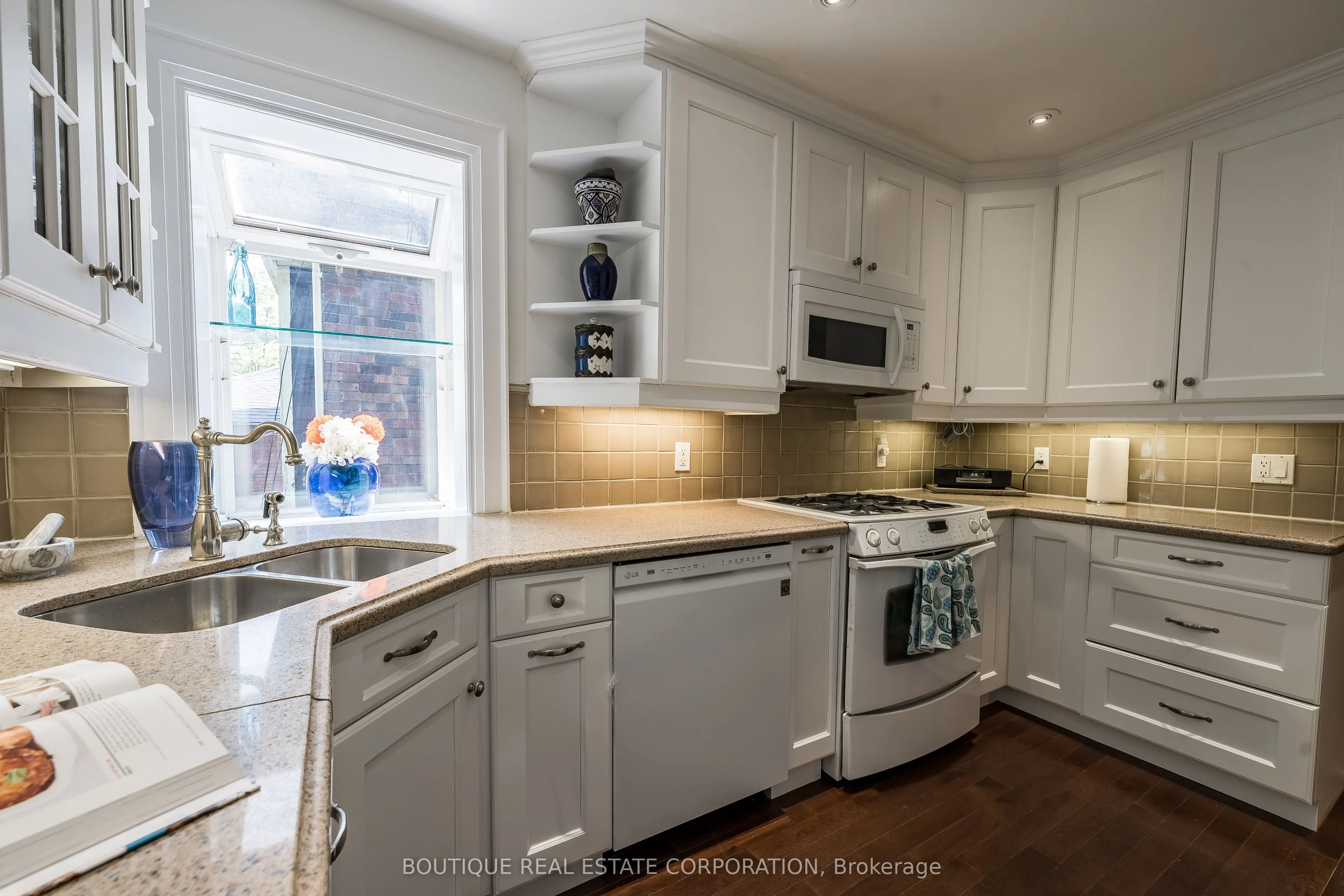 373 Ellis Park Road