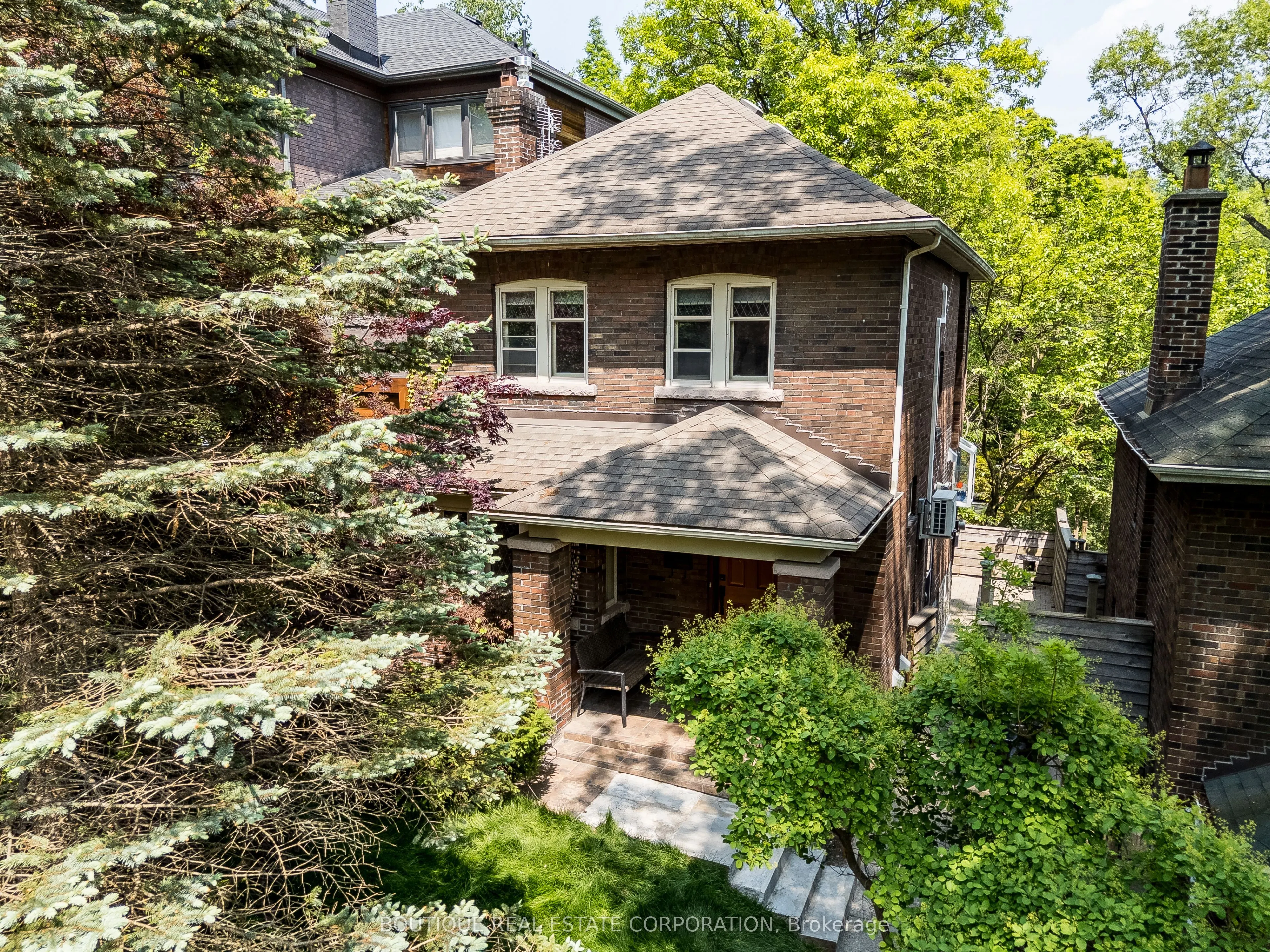 373 Ellis Park Road