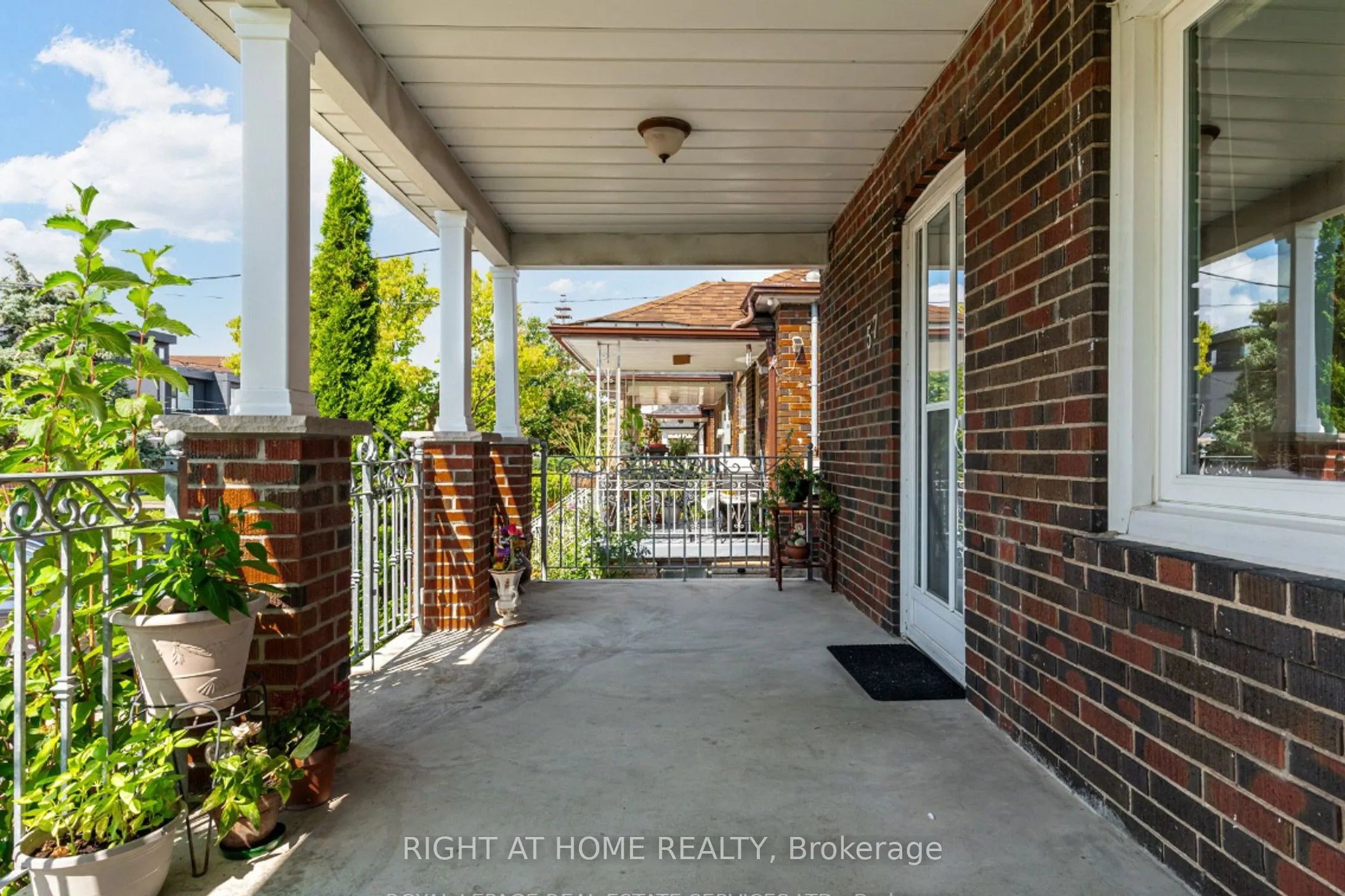 57 Chamberlain Avenue
