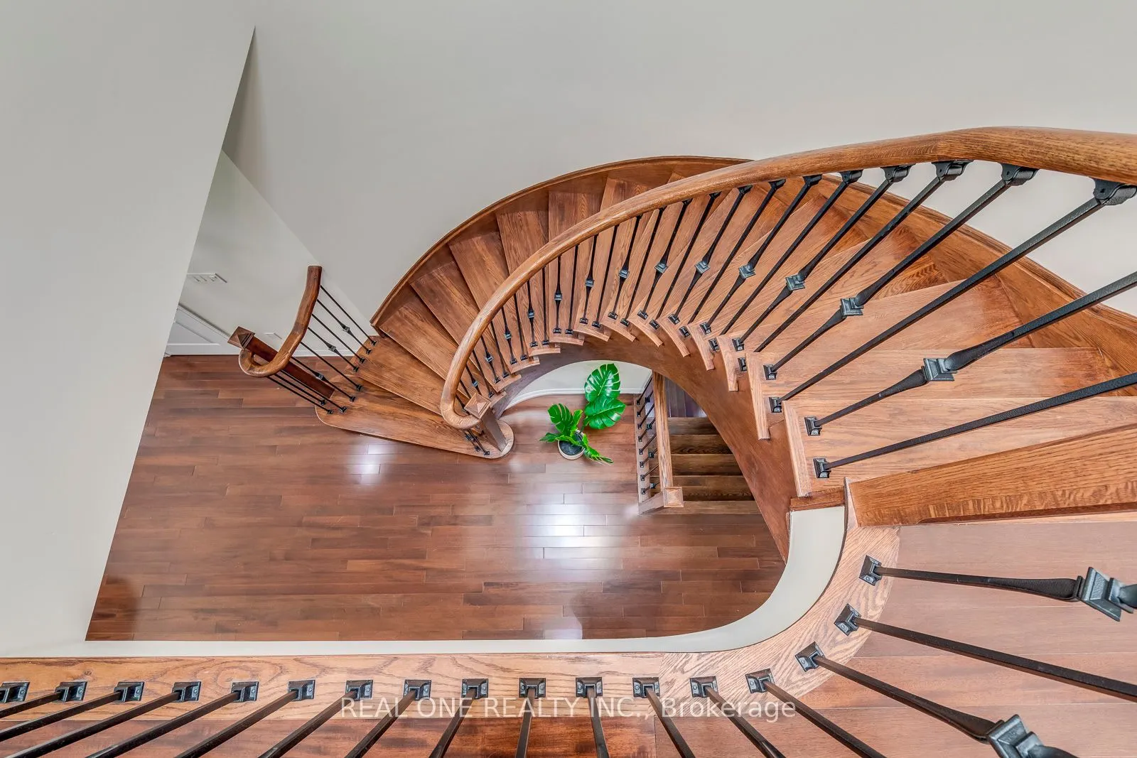 115 Preston Meadow Avenue