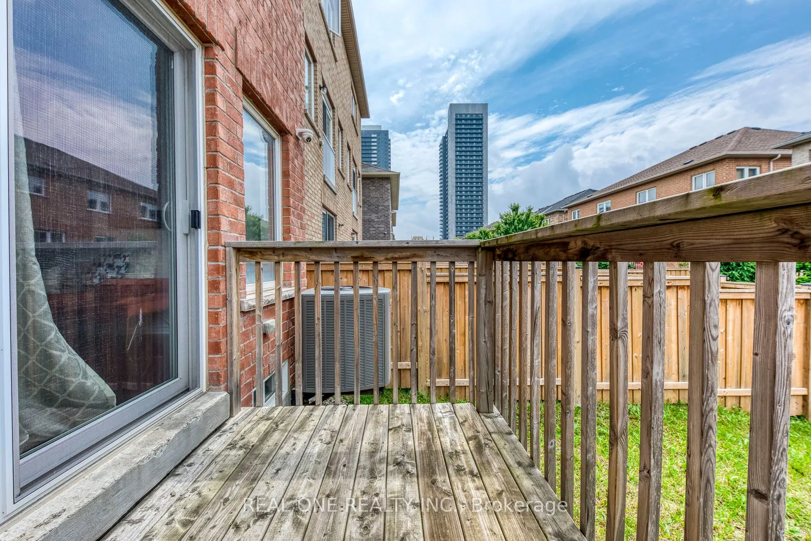 115 Preston Meadow Avenue