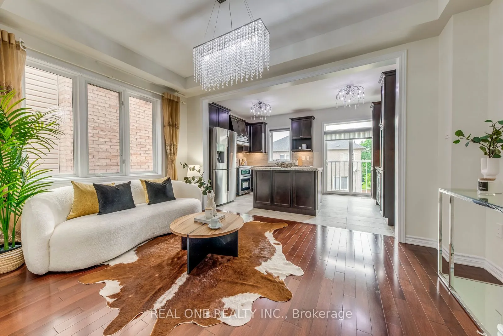 115 Preston Meadow Avenue