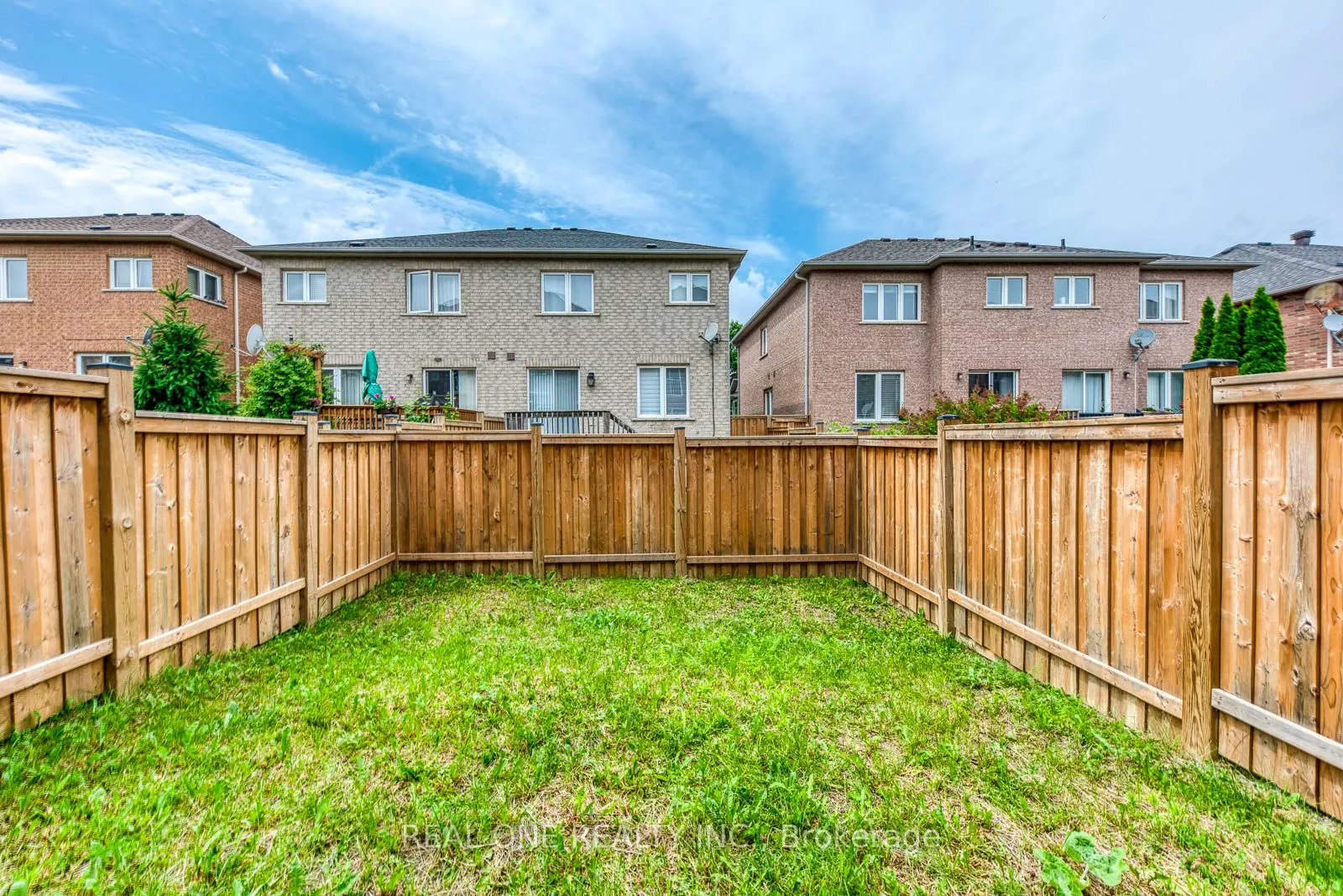 115 Preston Meadow Avenue