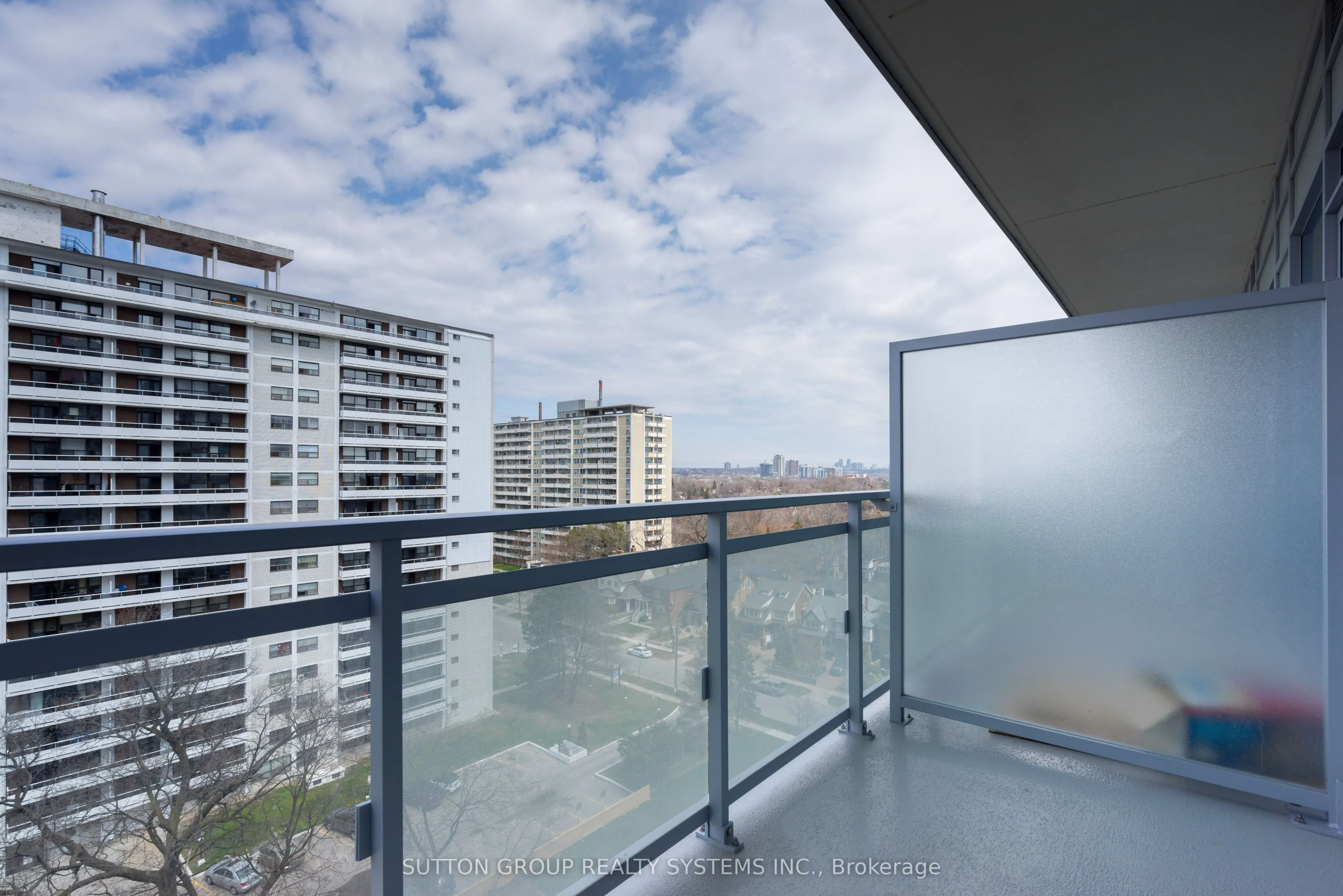 1830 Bloor Street W #1017