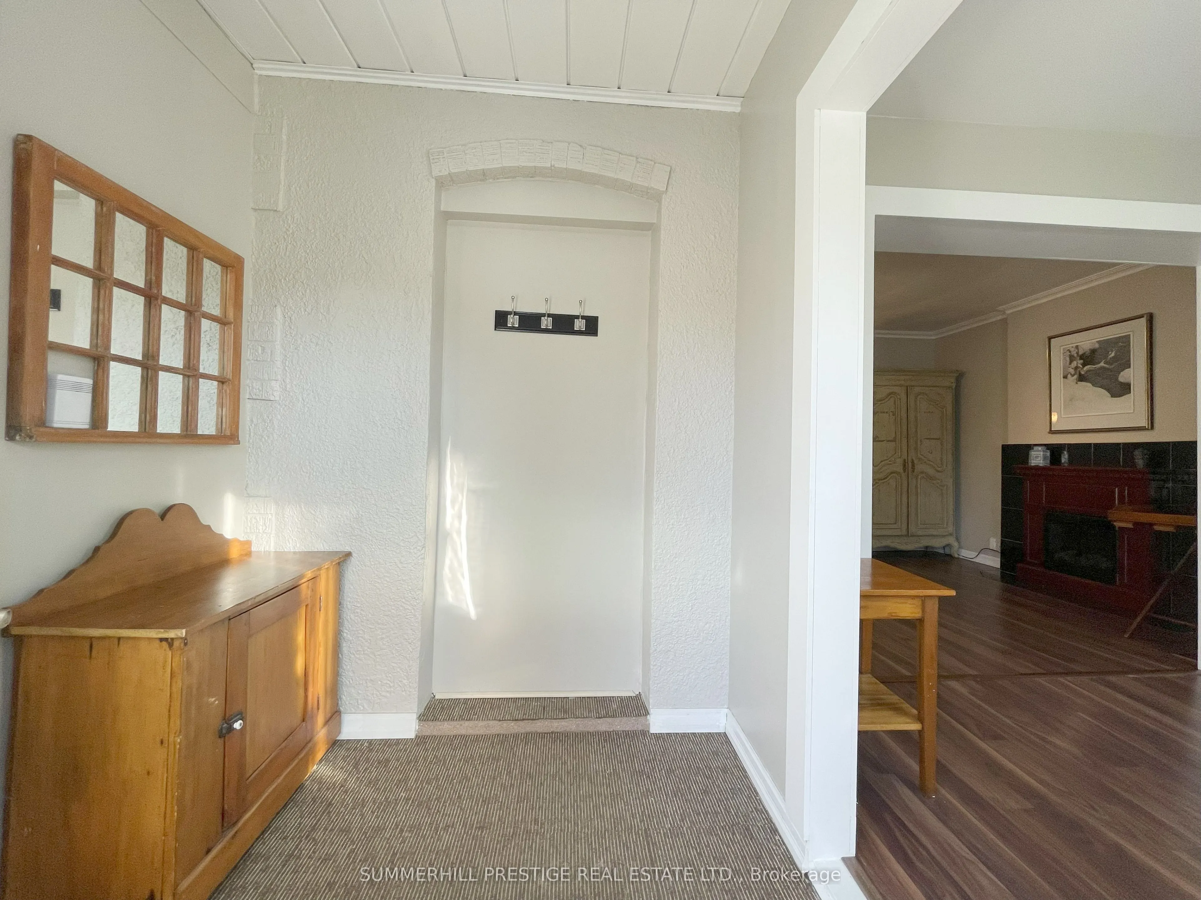 53 Bowie Avenue