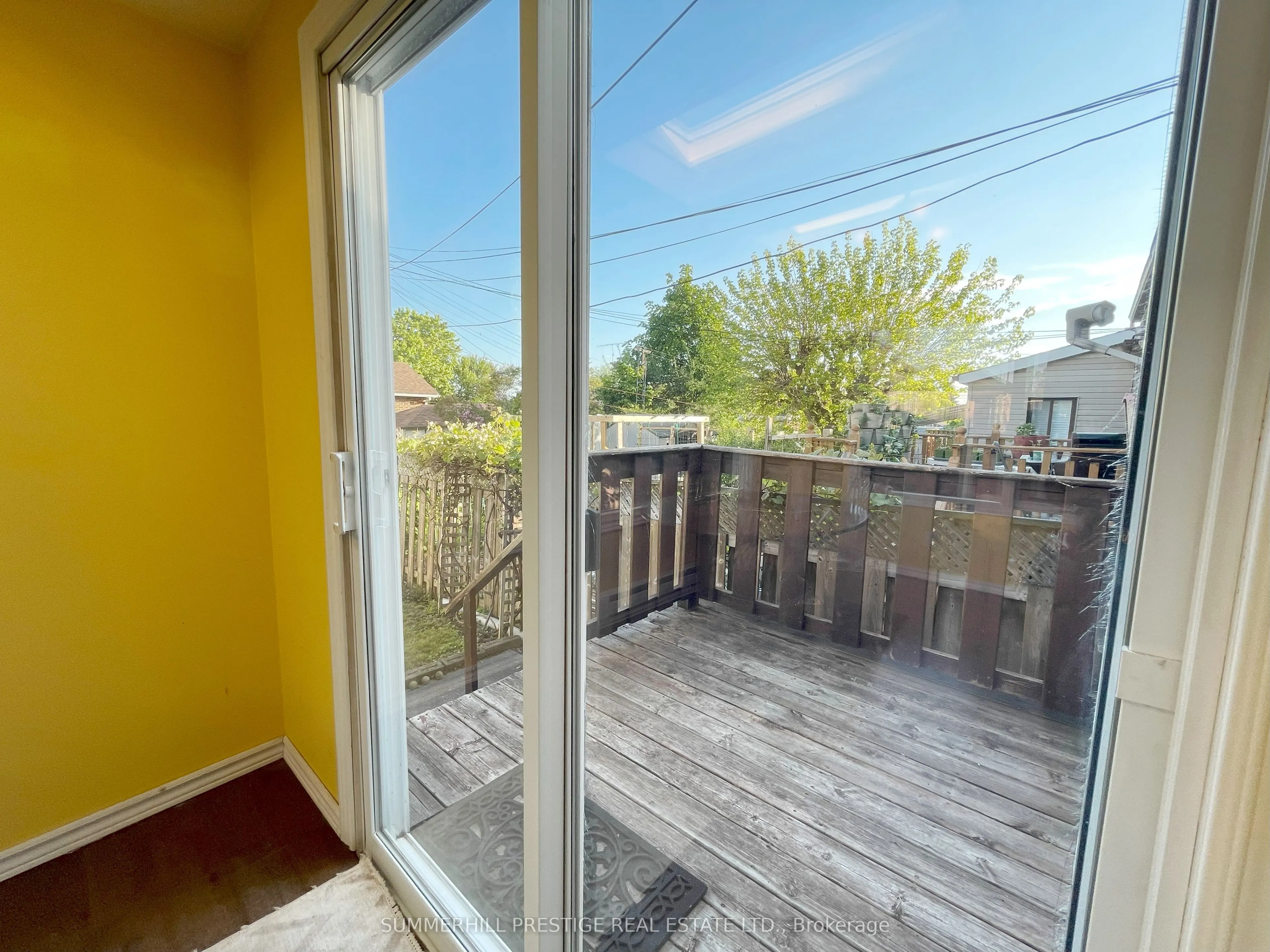 53 Bowie Avenue