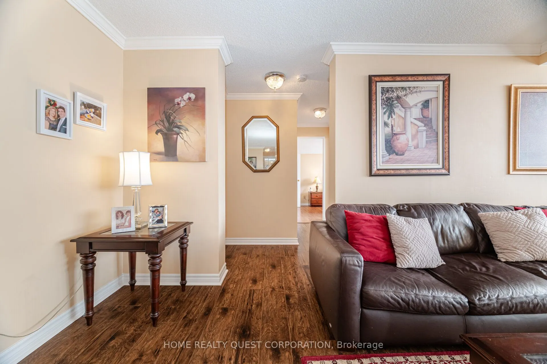 3700 Kaneff Crescent, #2202