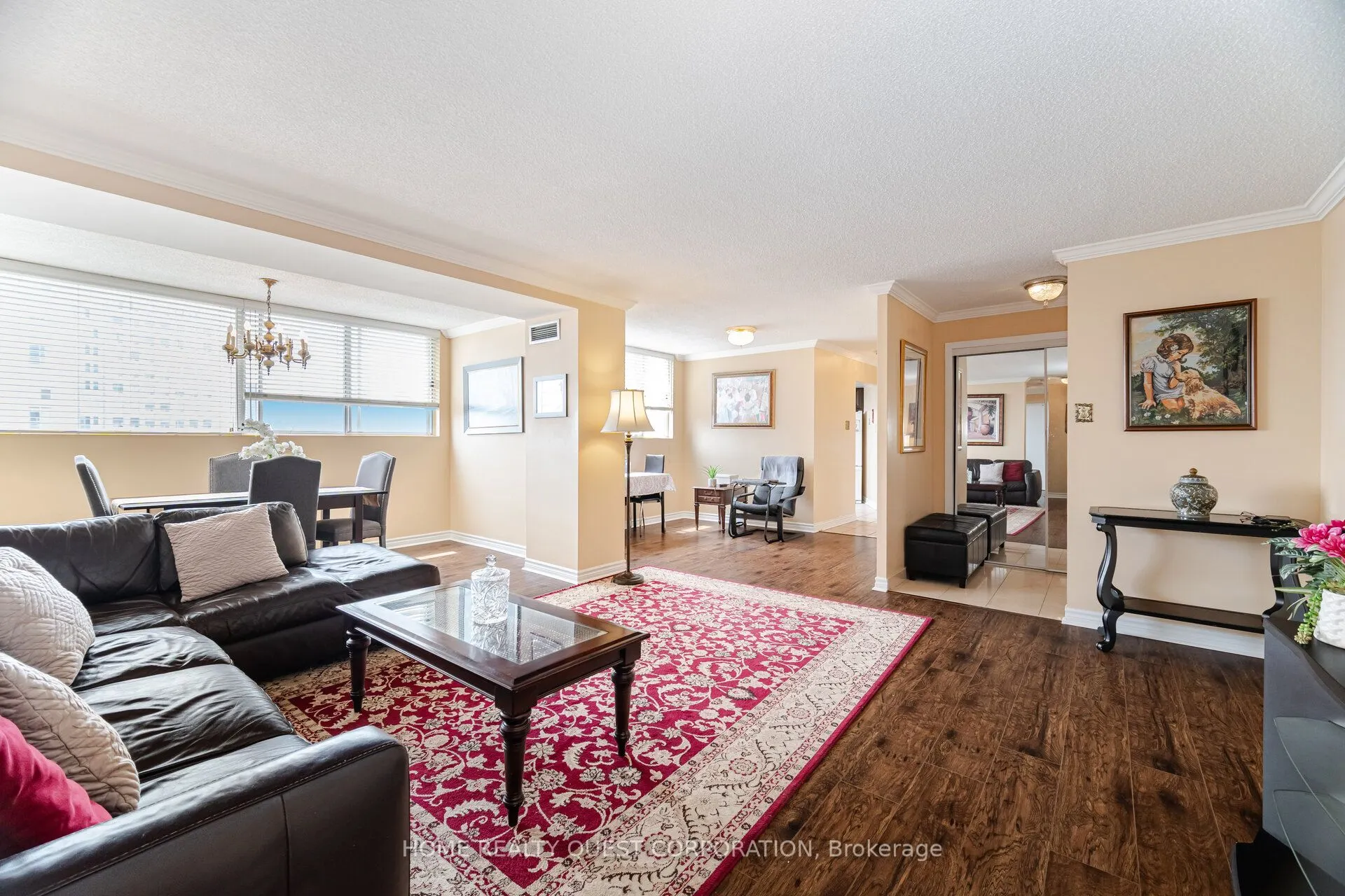 3700 Kaneff Crescent, #2202