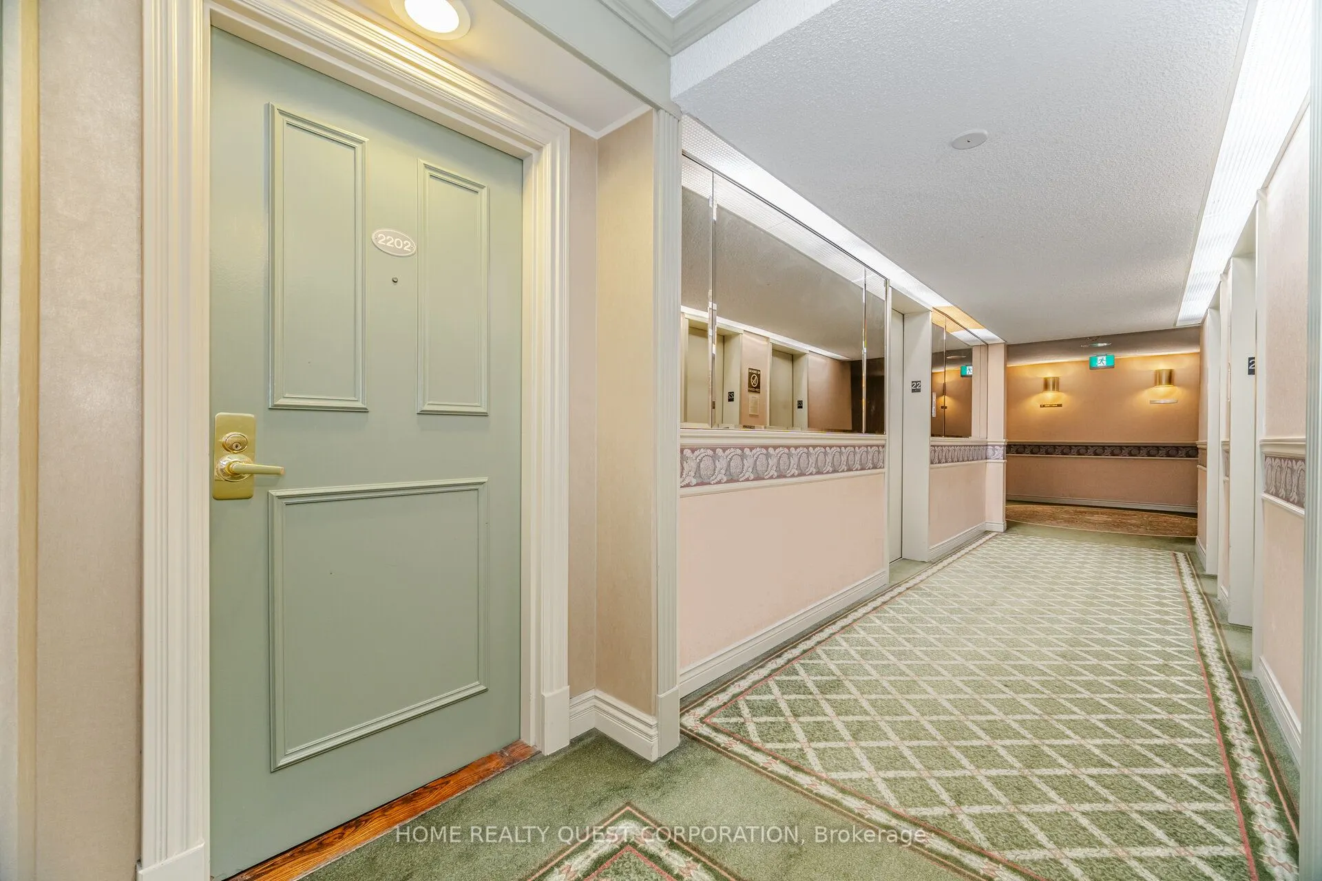 3700 Kaneff Crescent, #2202