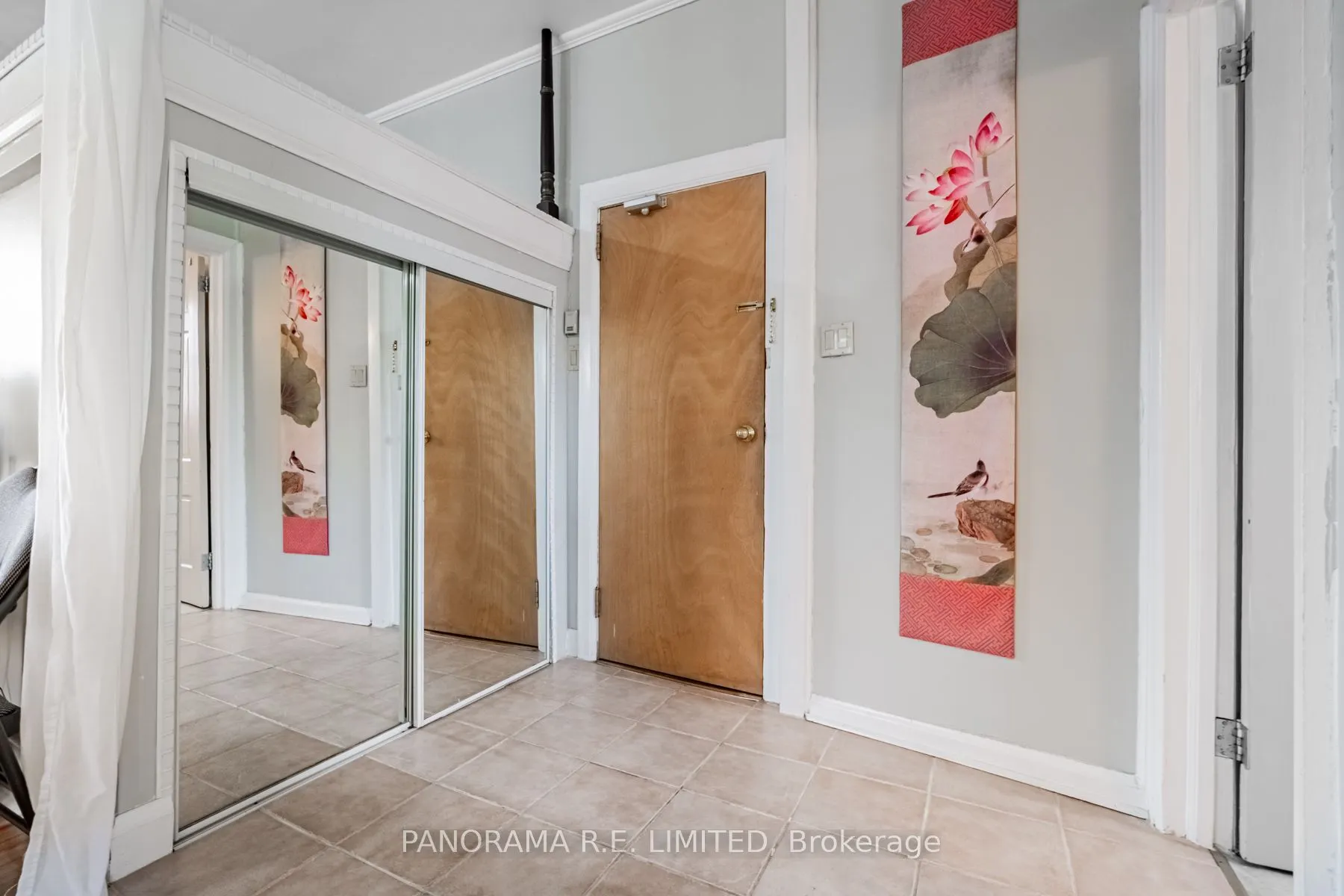 8 Thirty Third Street, #2