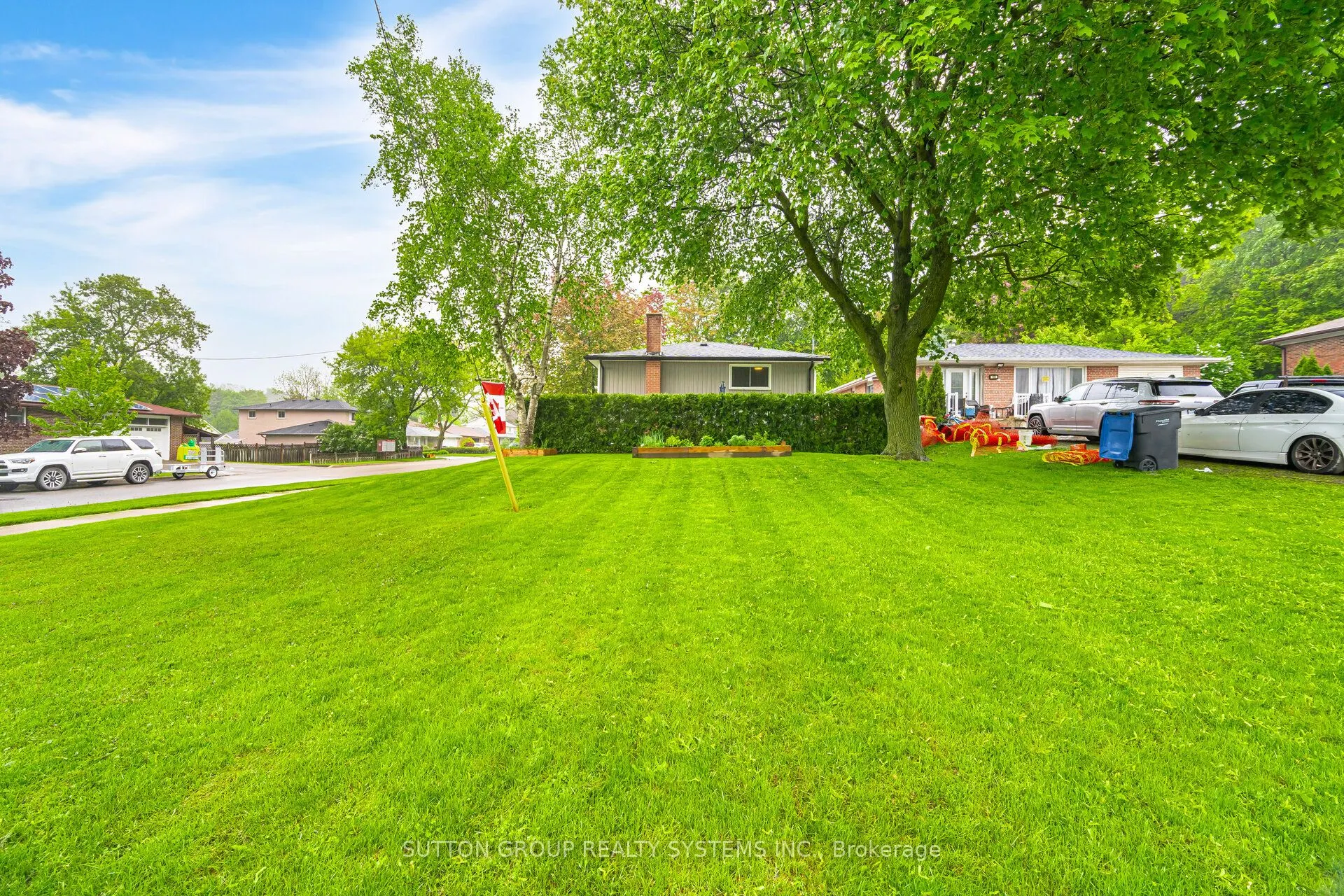 175 Connaught Crescent