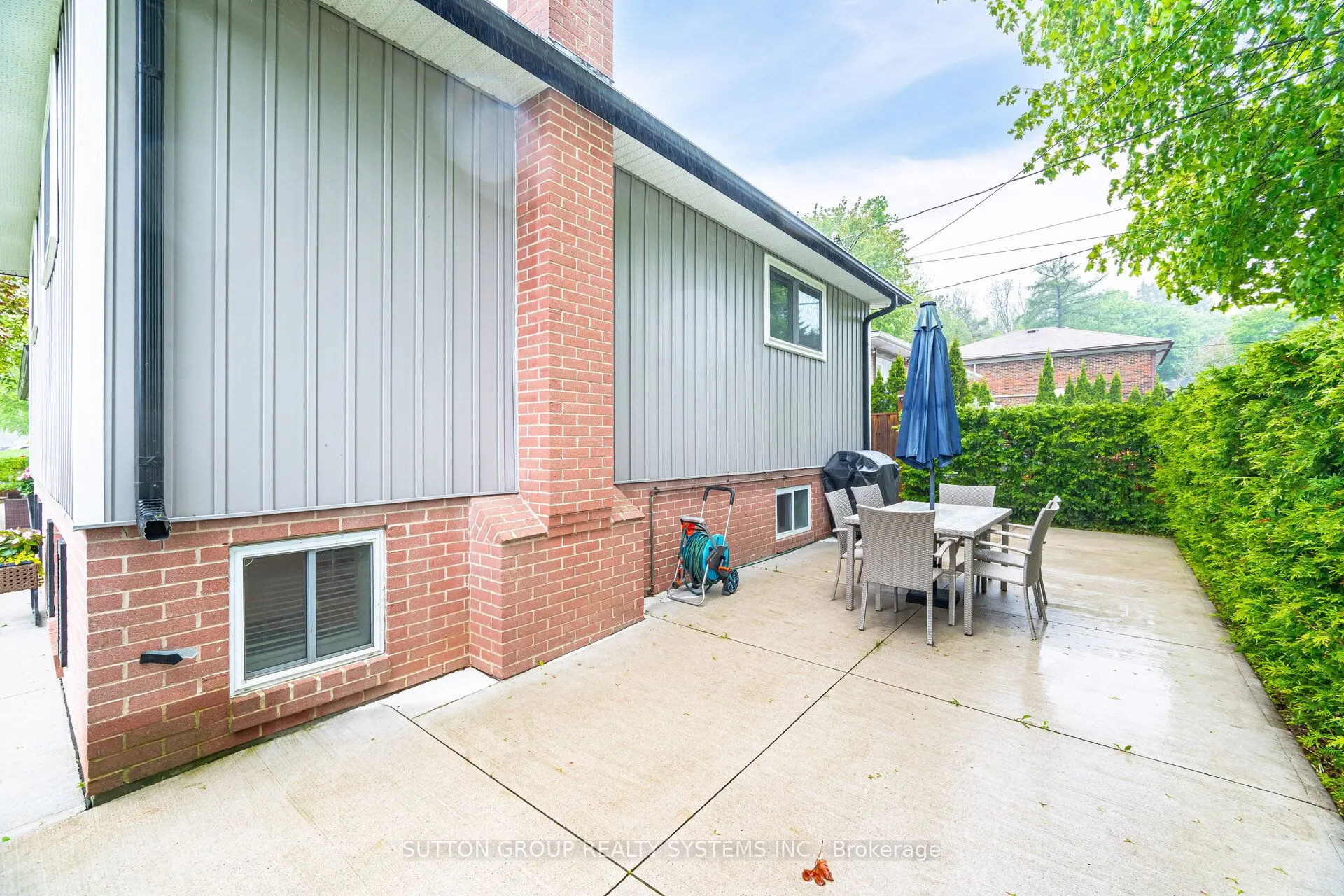 175 Connaught Crescent