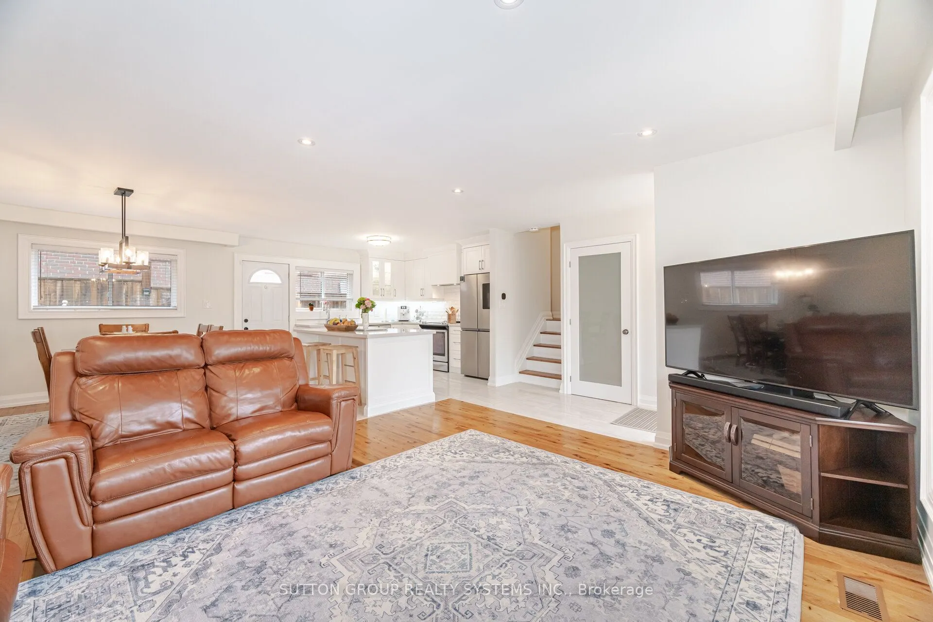 175 Connaught Crescent