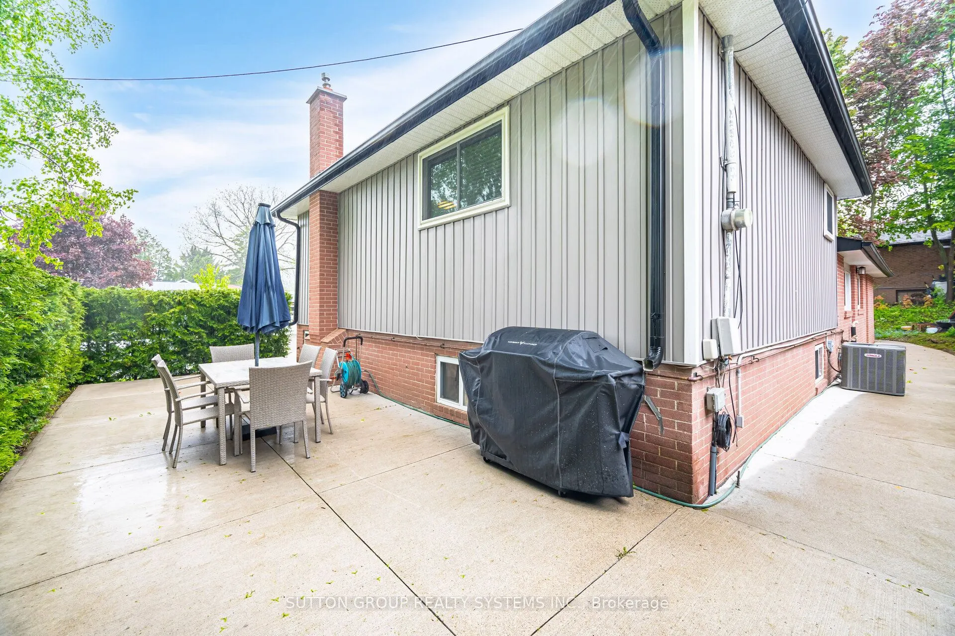 175 Connaught Crescent