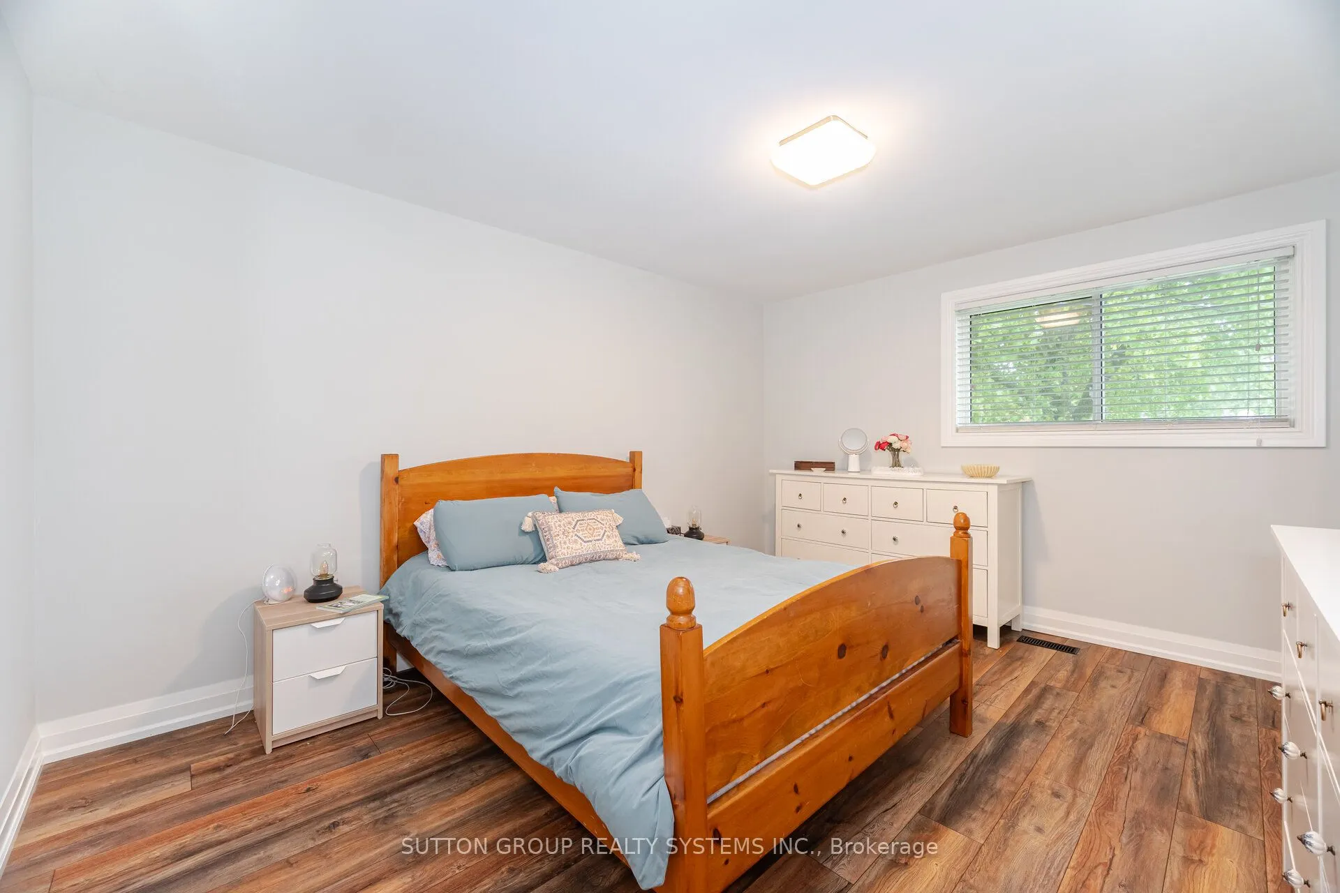 175 Connaught Crescent