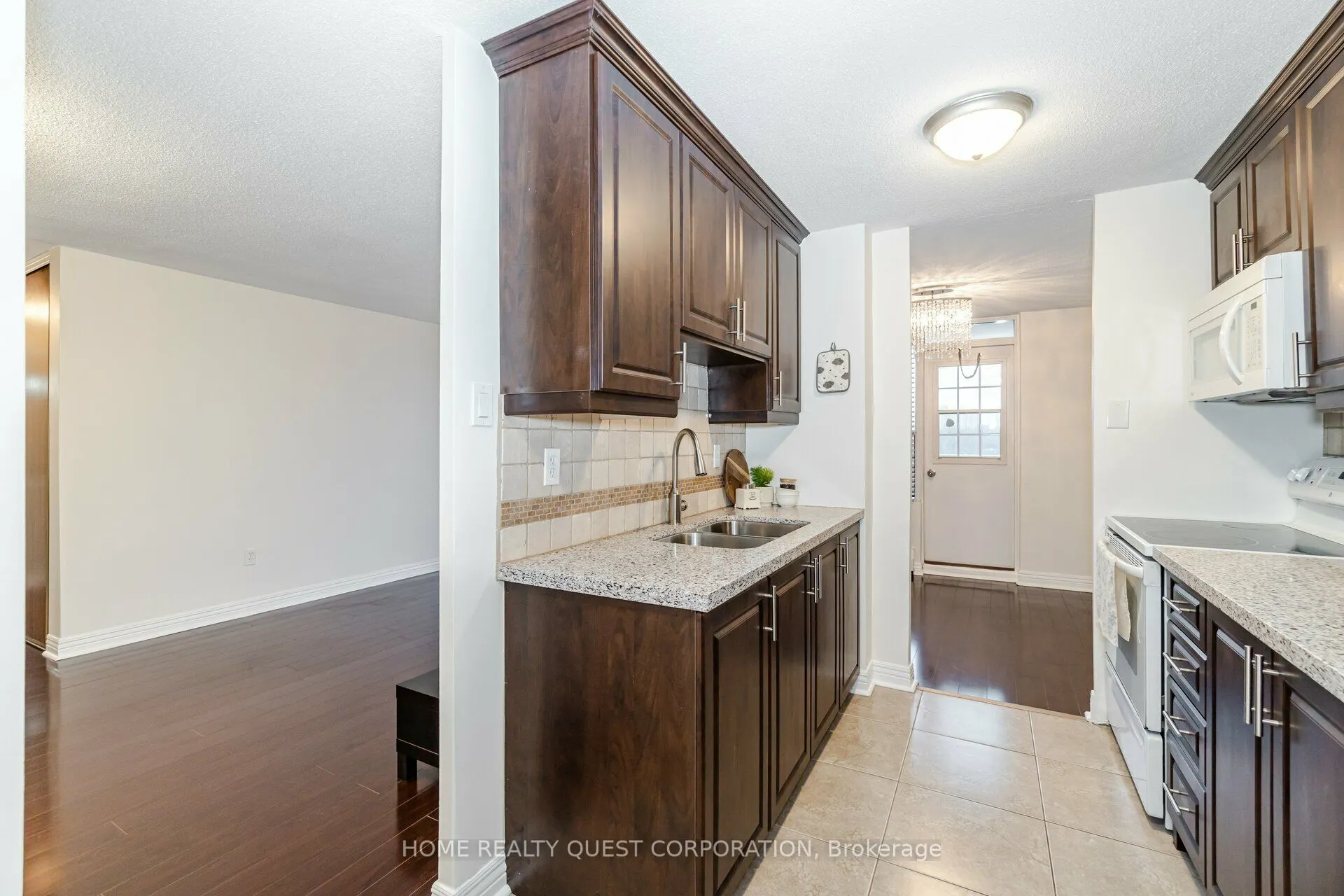 3120 Kirwin Avenue #605
