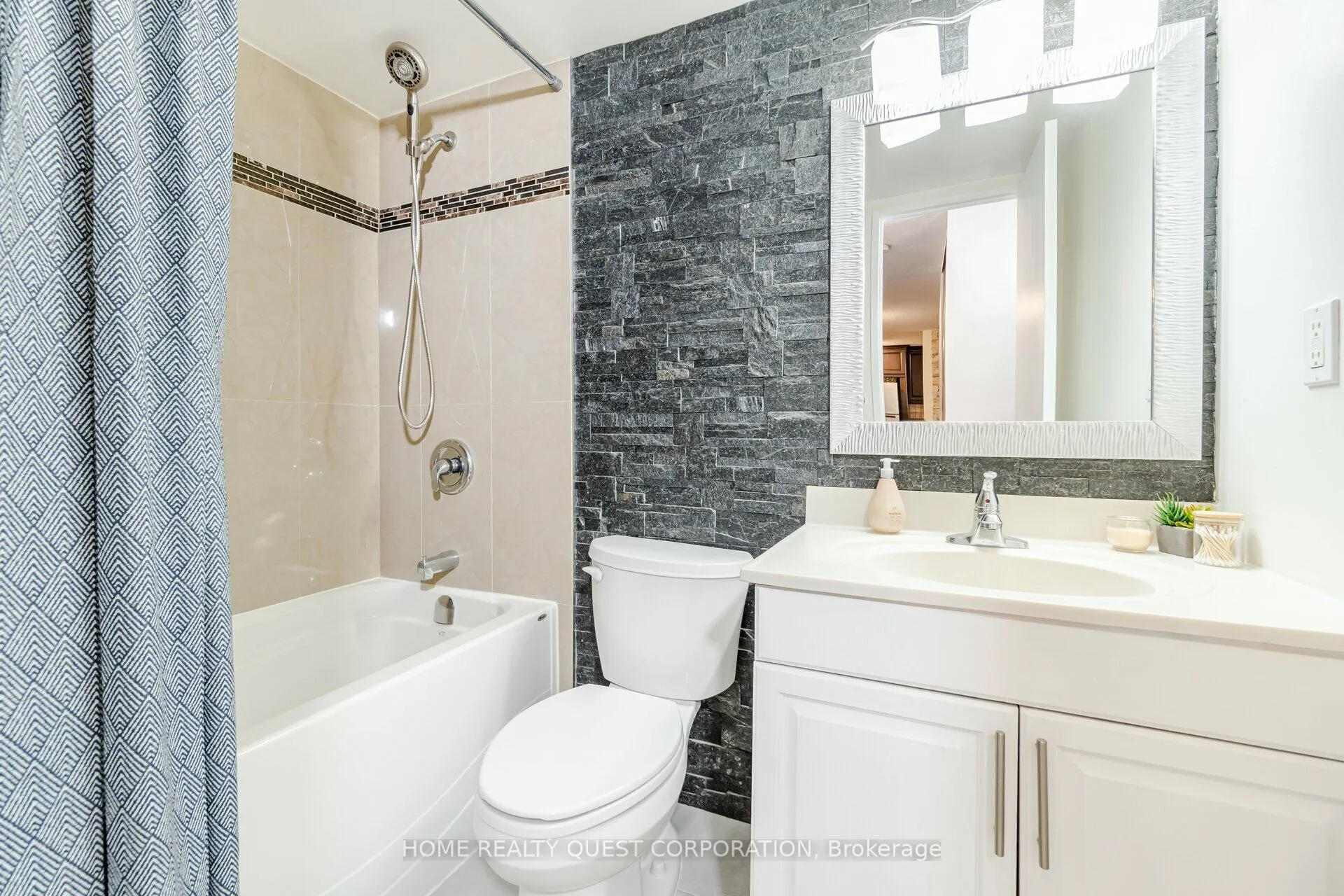 3120 Kirwin Avenue #605