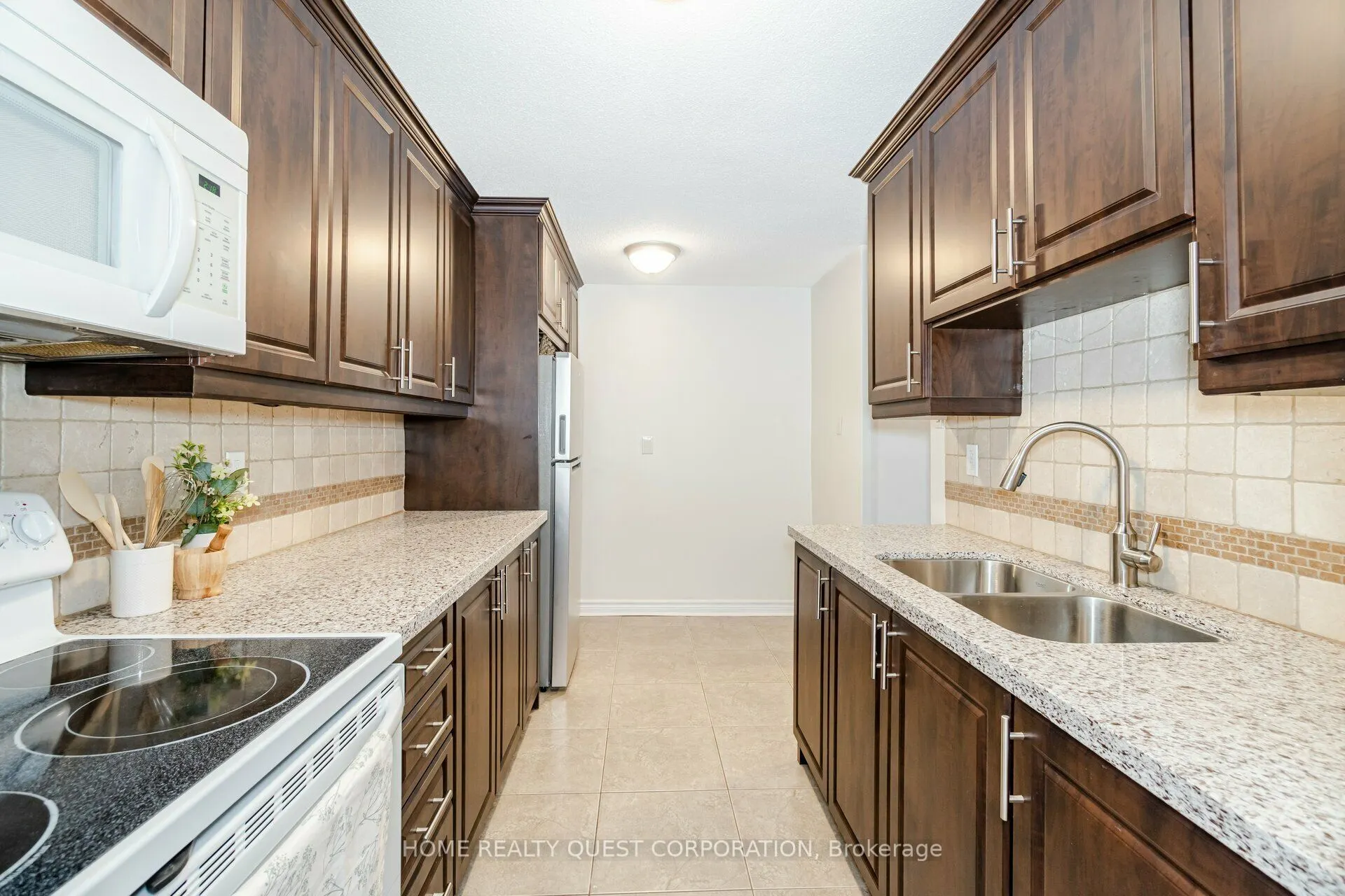 3120 Kirwin Avenue #605